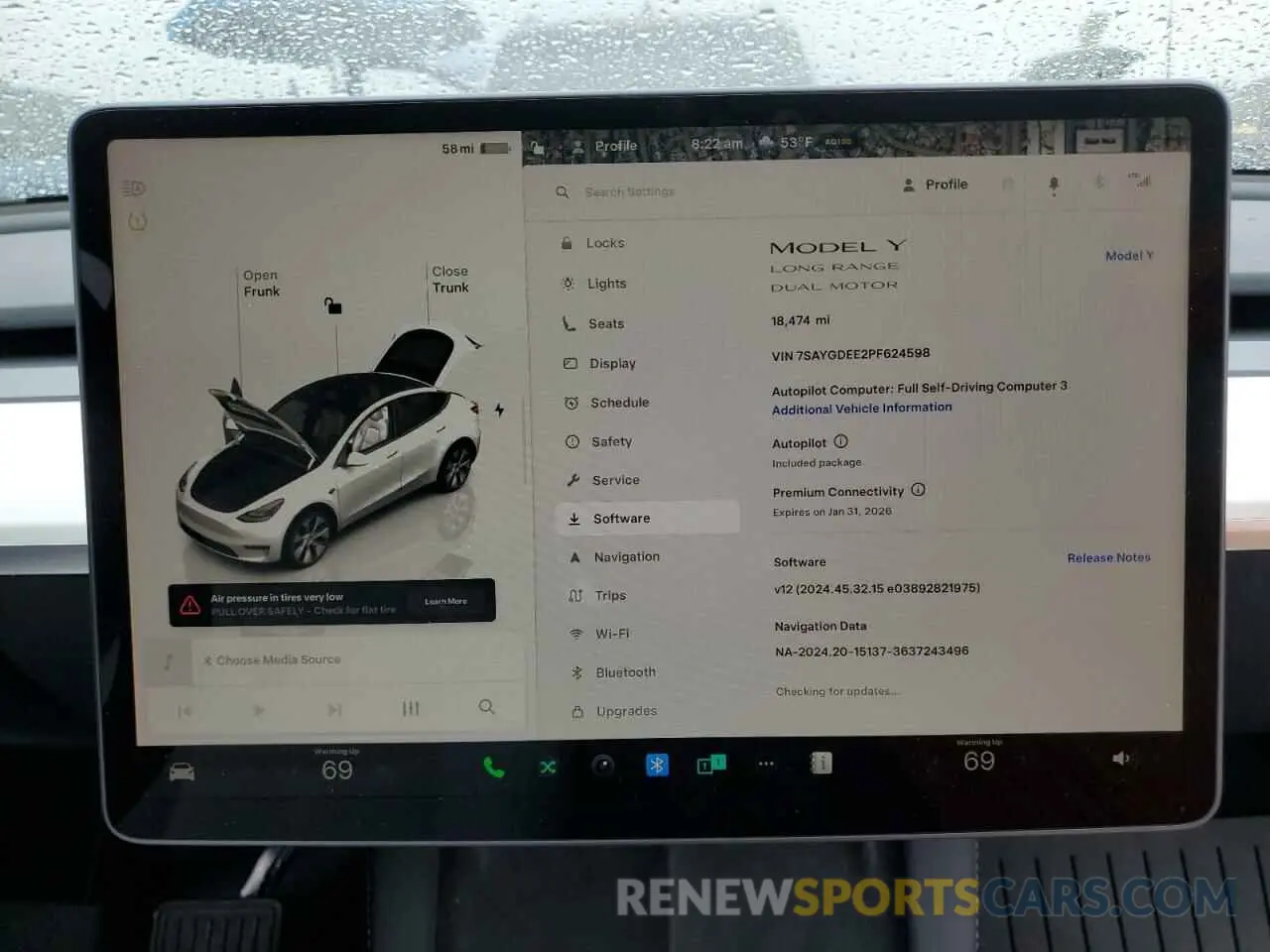 9 Photograph of a damaged car 7SAYGDEE2PF624598 TESLA MODEL Y 2023