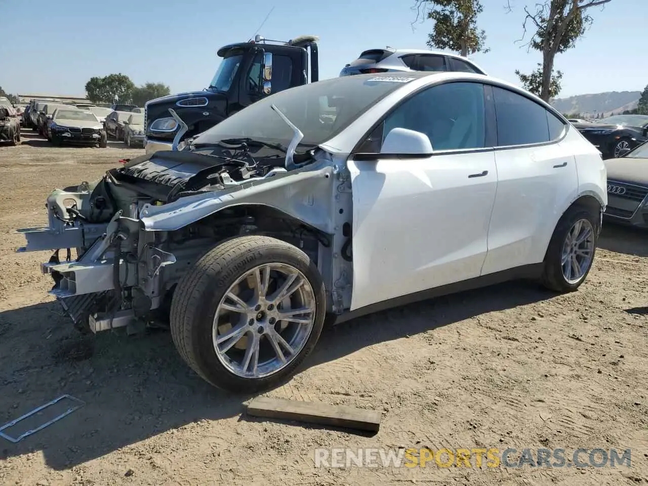 1 Photograph of a damaged car 7SAYGDEE2PF624603 TESLA MODEL Y 2023