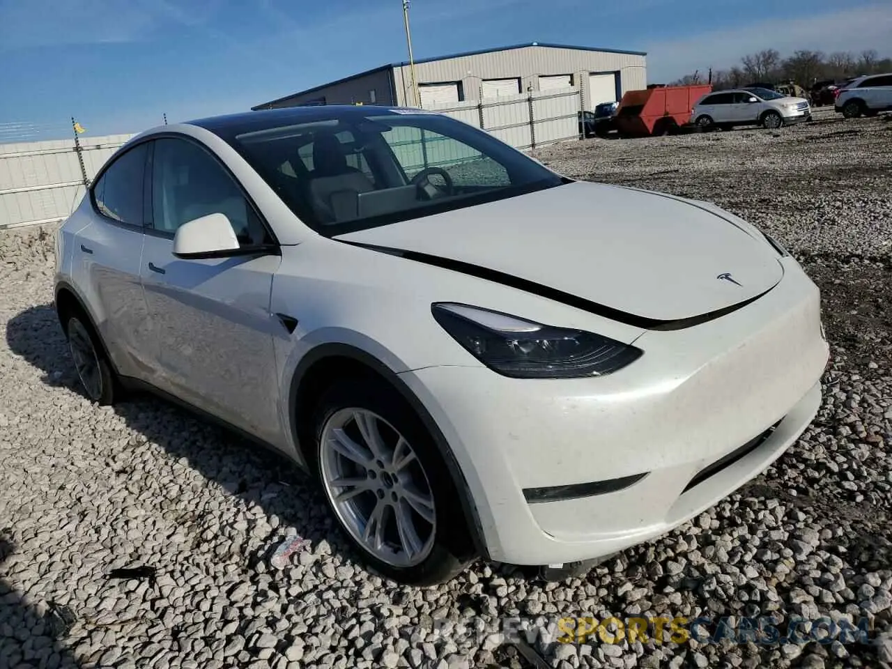 4 Photograph of a damaged car 7SAYGDEE2PF668360 TESLA MODEL Y 2023
