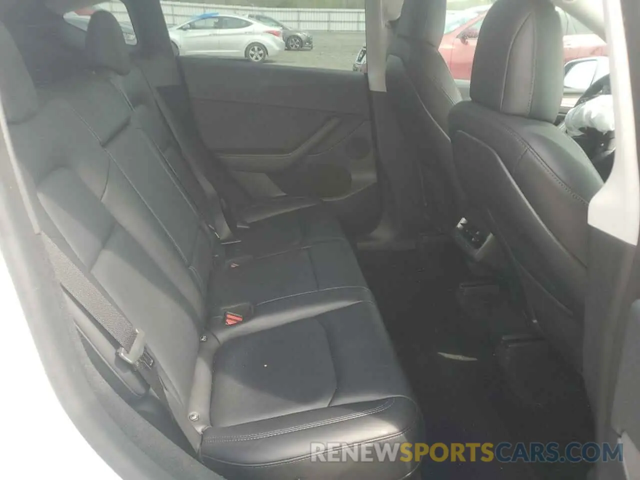11 Photograph of a damaged car 7SAYGDEE2PF675745 TESLA MODEL Y 2023