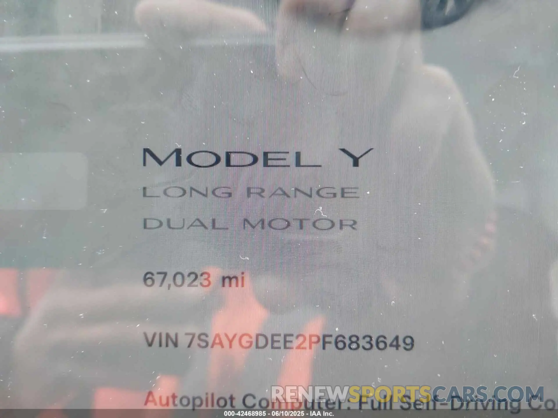 15 Photograph of a damaged car 7SAYGDEE2PF683649 TESLA MODEL Y 2023