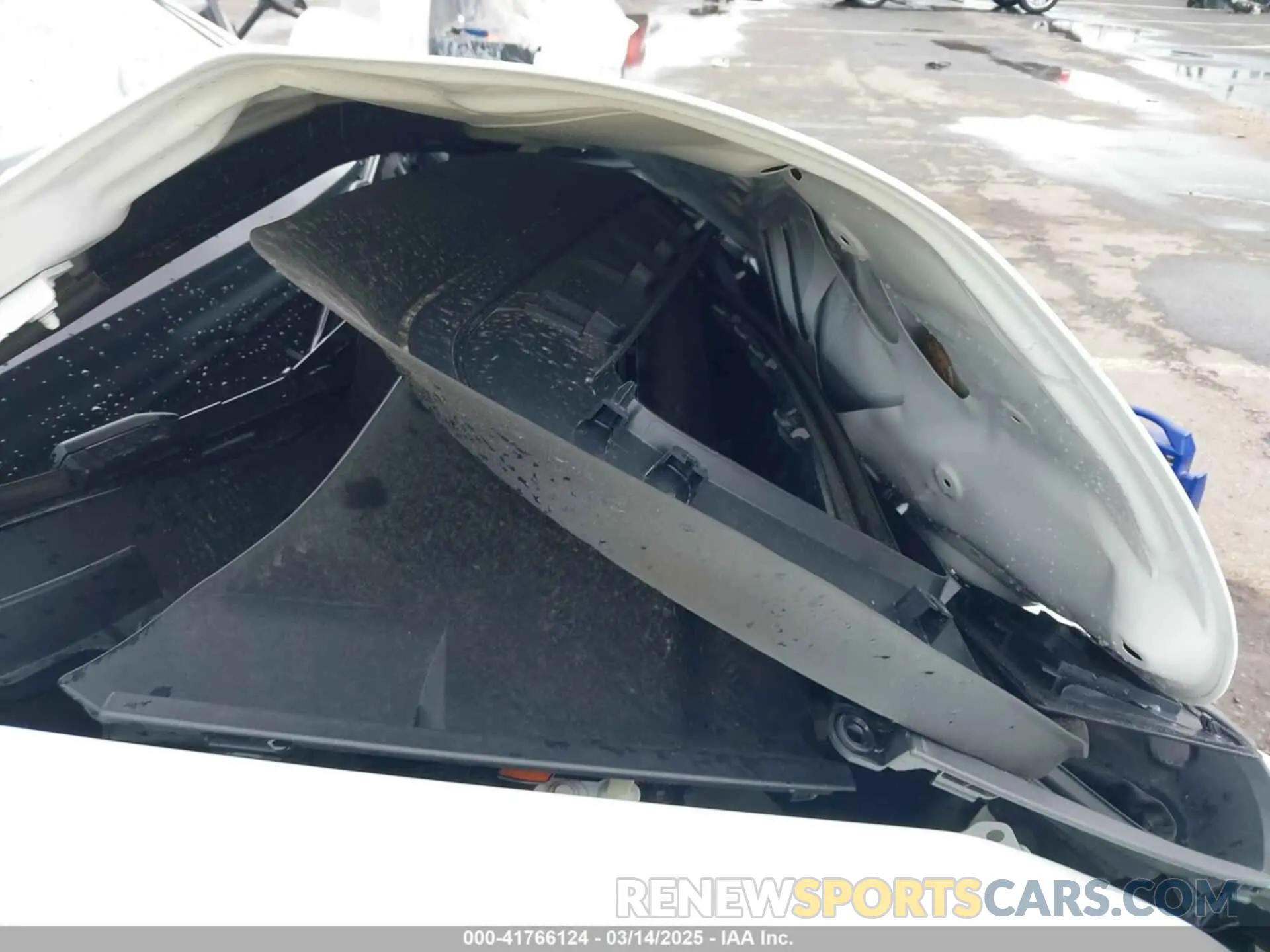 10 Photograph of a damaged car 7SAYGDEE2PF686311 TESLA MODEL Y 2023