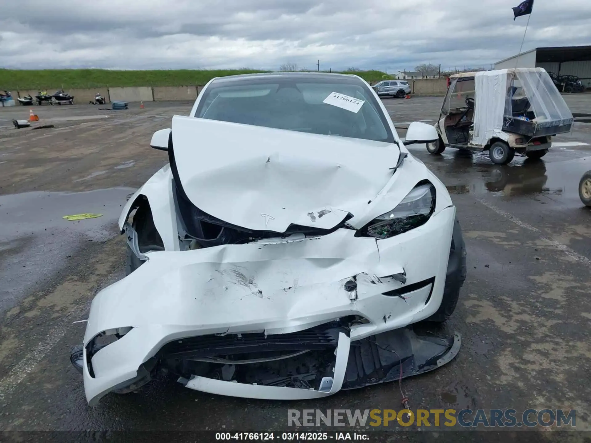 11 Photograph of a damaged car 7SAYGDEE2PF686311 TESLA MODEL Y 2023
