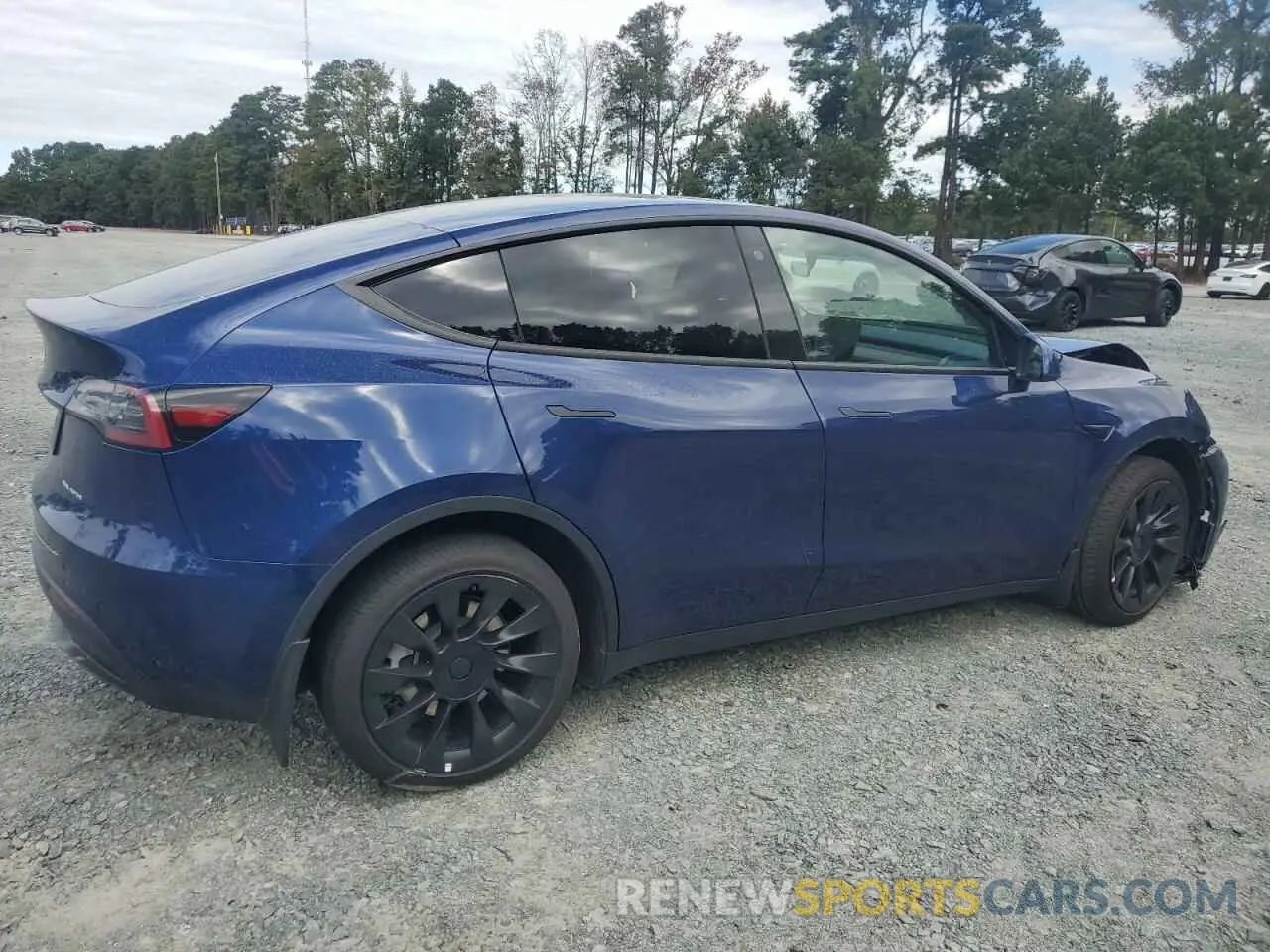 3 Photograph of a damaged car 7SAYGDEE2PF688592 TESLA MODEL Y 2023