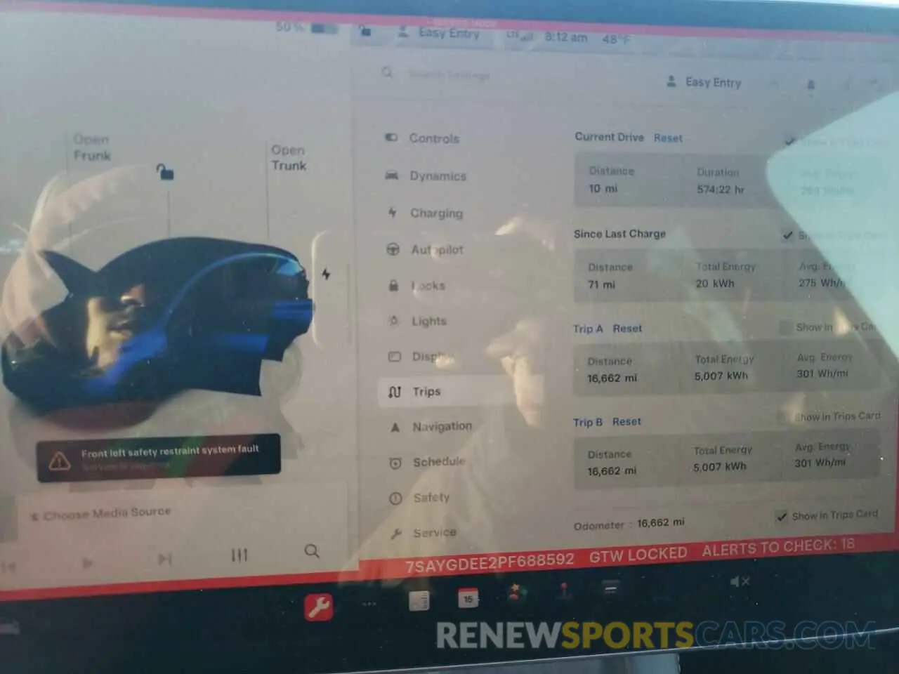 9 Photograph of a damaged car 7SAYGDEE2PF688592 TESLA MODEL Y 2023