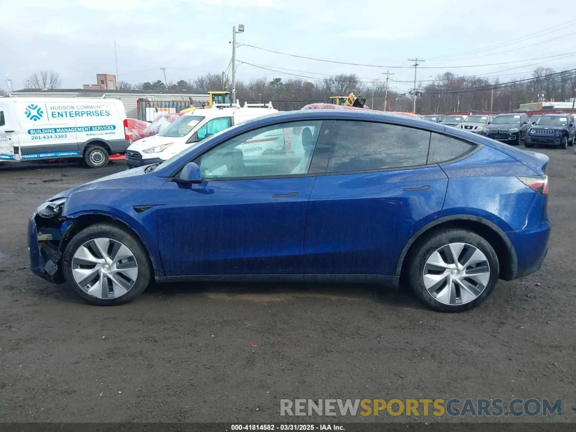 14 Photograph of a damaged car 7SAYGDEE2PF694974 TESLA MODEL Y 2023