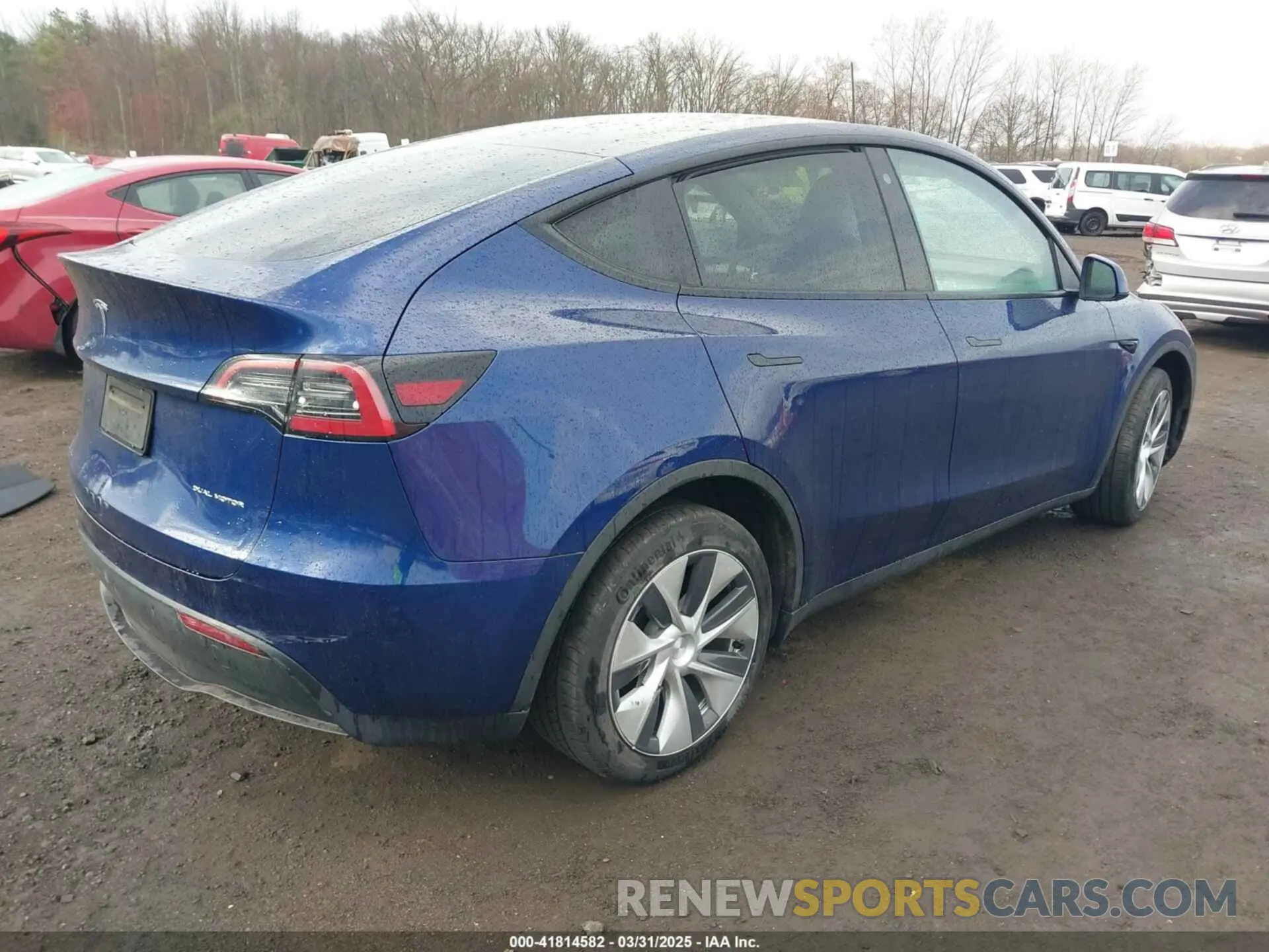 4 Photograph of a damaged car 7SAYGDEE2PF694974 TESLA MODEL Y 2023