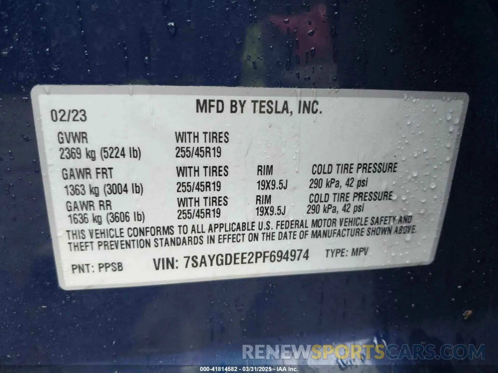 9 Photograph of a damaged car 7SAYGDEE2PF694974 TESLA MODEL Y 2023