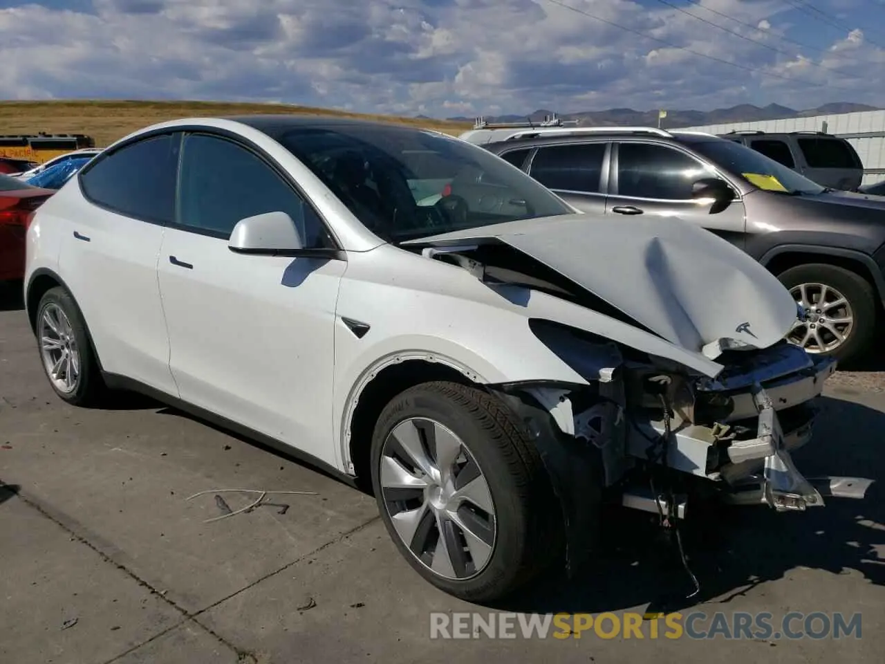 4 Photograph of a damaged car 7SAYGDEE2PF703494 TESLA MODEL Y 2023