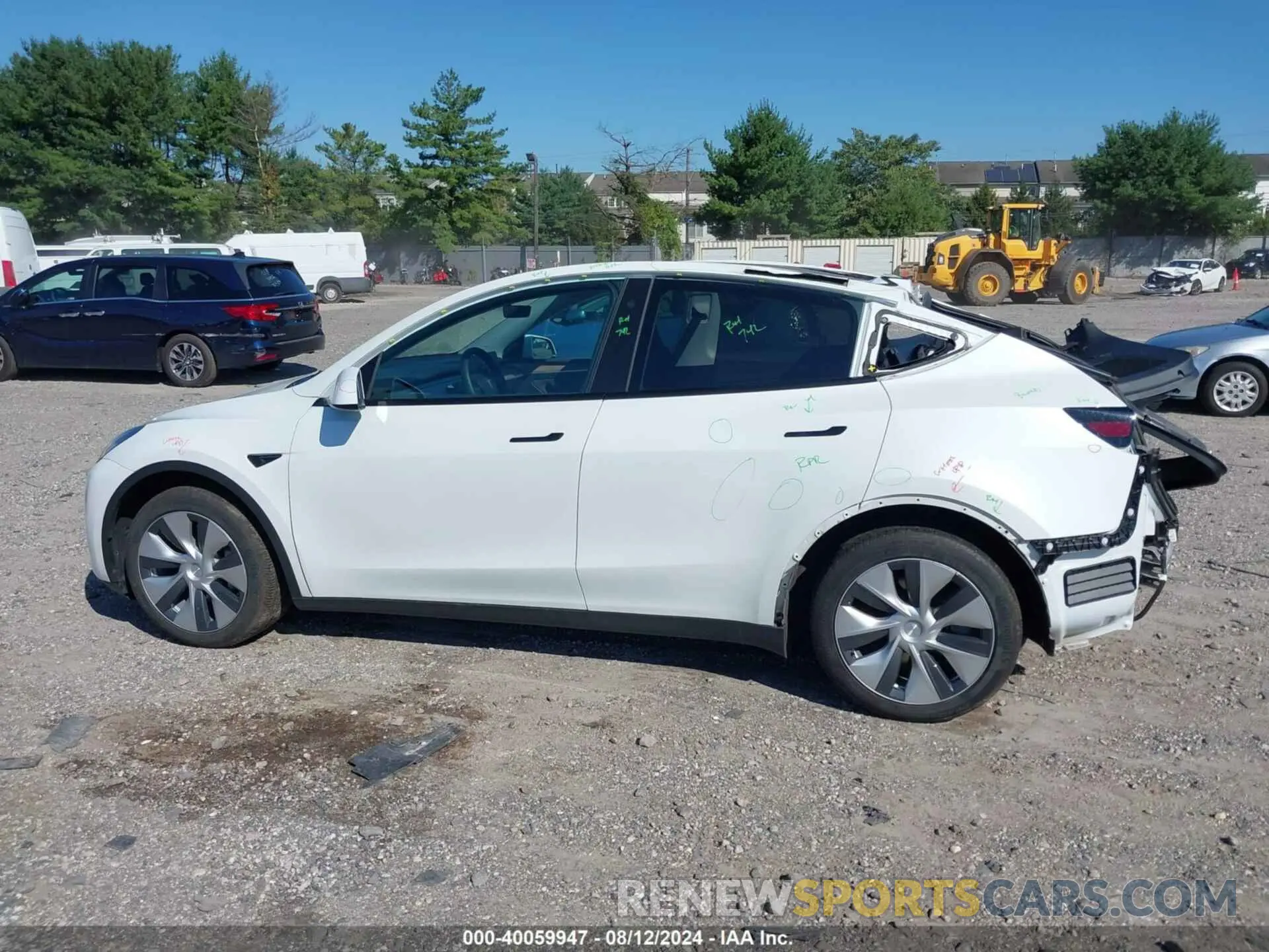 14 Photograph of a damaged car 7SAYGDEE2PF704533 TESLA MODEL Y 2023