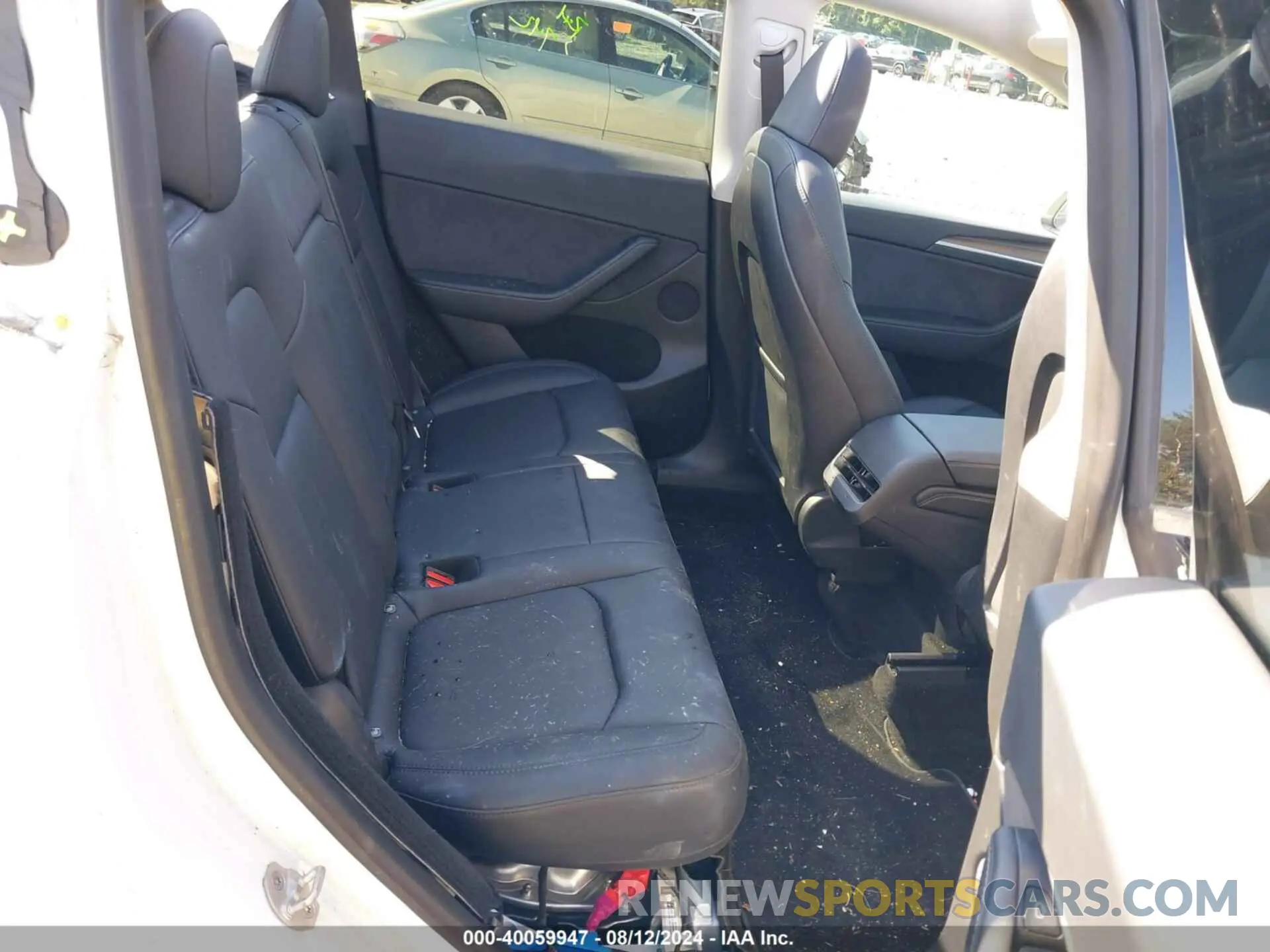 8 Photograph of a damaged car 7SAYGDEE2PF704533 TESLA MODEL Y 2023