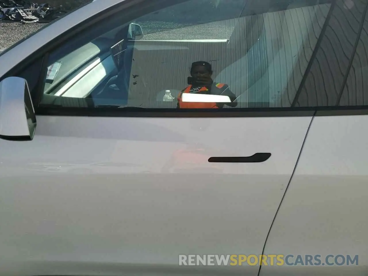 7 Photograph of a damaged car 7SAYGDEE2PF711689 TESLA MODEL Y 2023