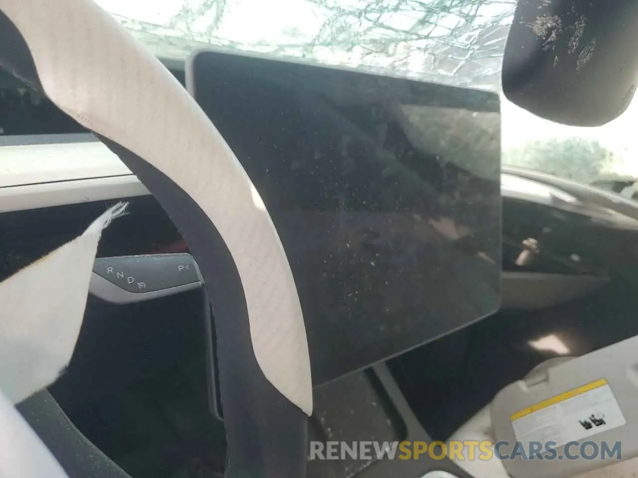9 Photograph of a damaged car 7SAYGDEE2PF738780 TESLA MODEL Y 2023
