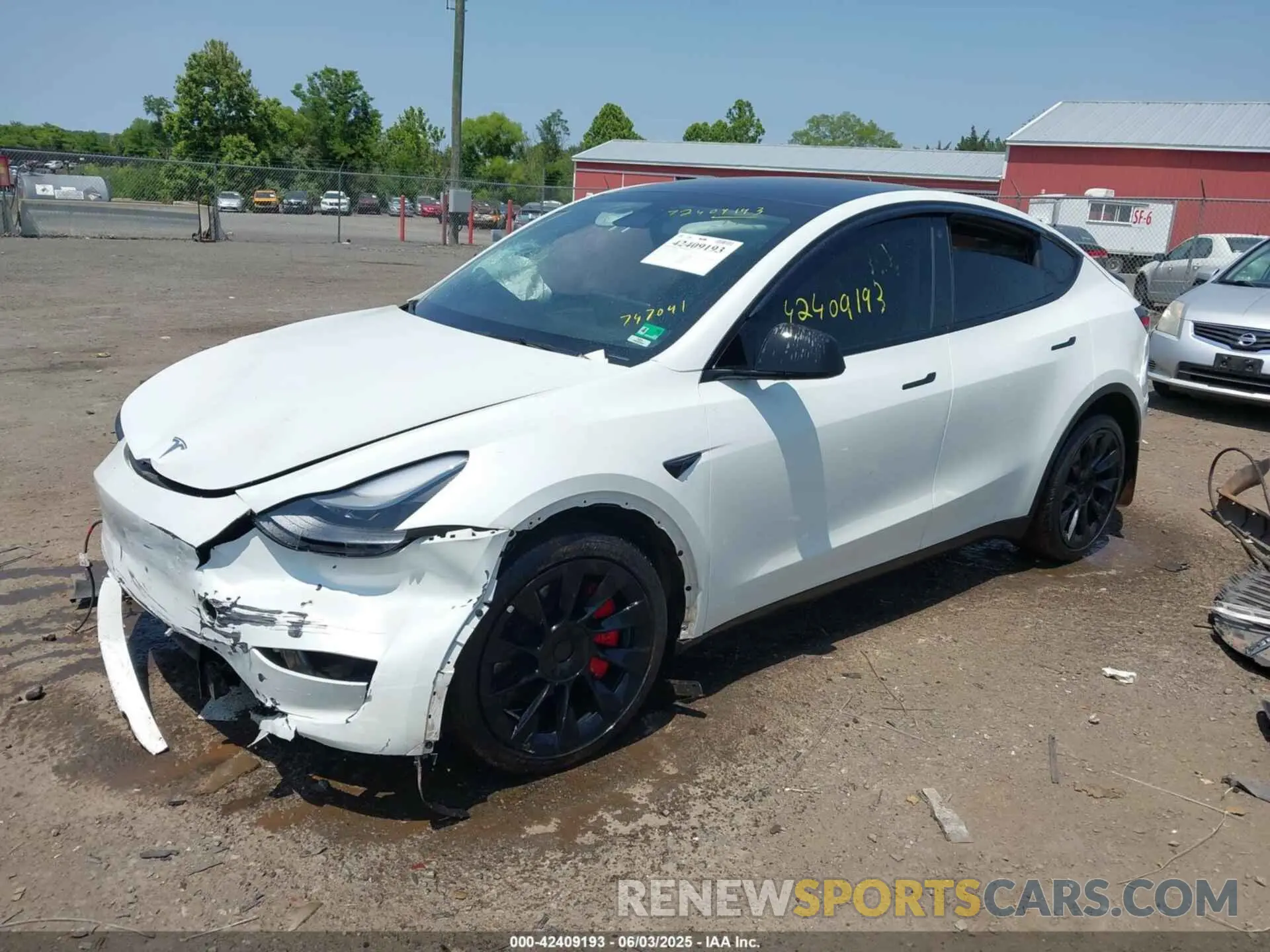 2 Photograph of a damaged car 7SAYGDEE2PF747091 TESLA MODEL Y 2023