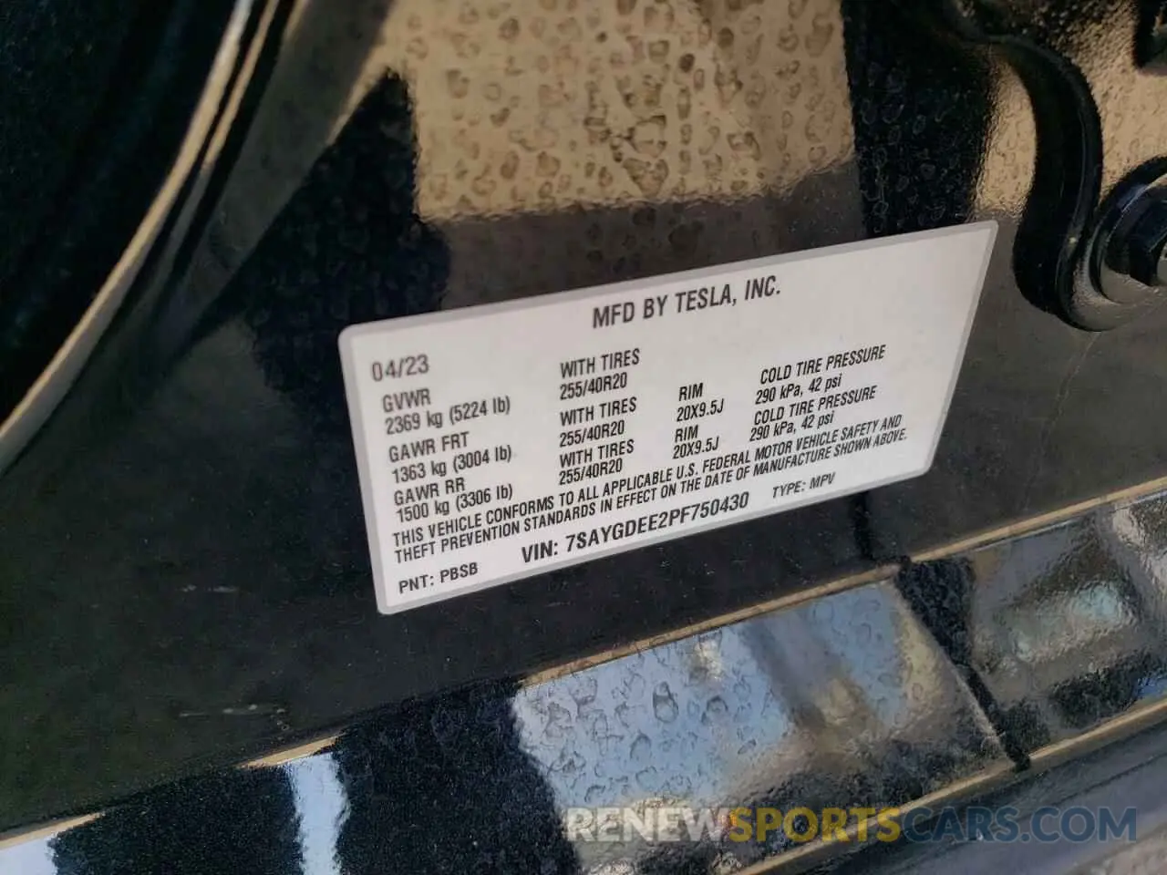 12 Photograph of a damaged car 7SAYGDEE2PF750430 TESLA MODEL Y 2023