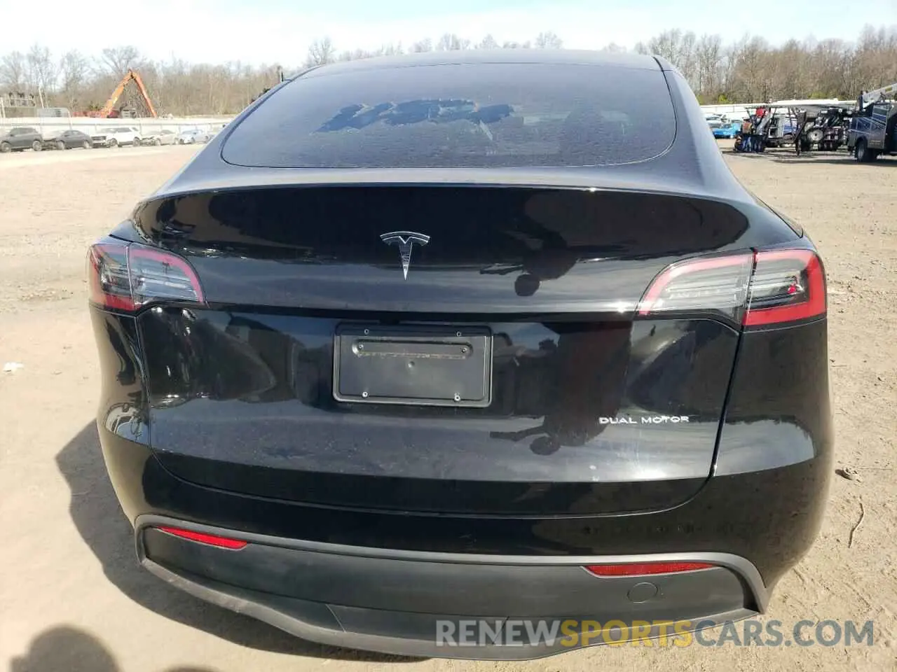 6 Photograph of a damaged car 7SAYGDEE2PF750430 TESLA MODEL Y 2023