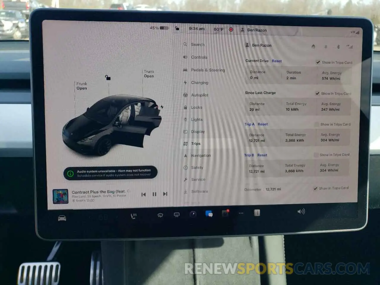 9 Photograph of a damaged car 7SAYGDEE2PF750430 TESLA MODEL Y 2023