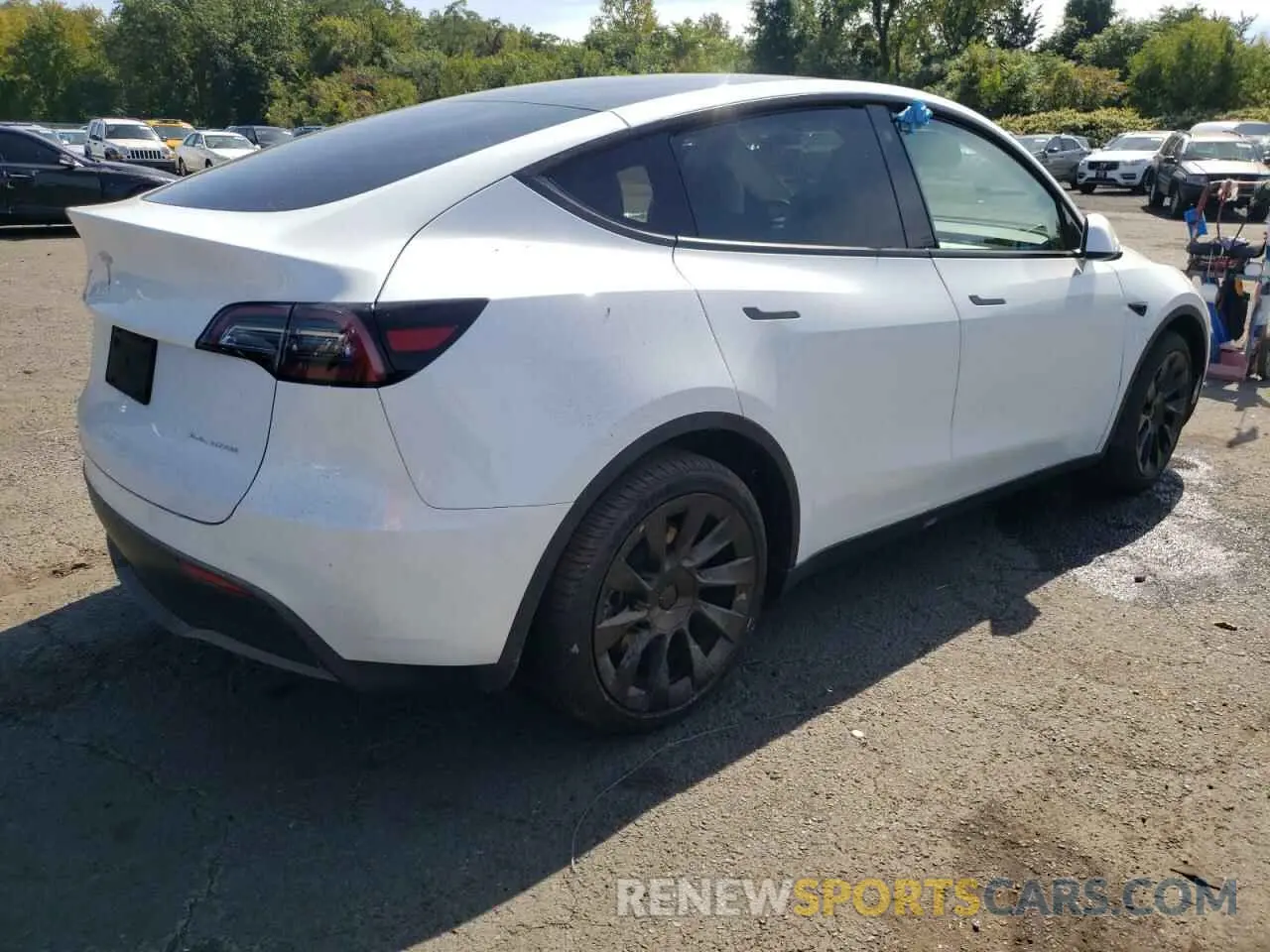 3 Photograph of a damaged car 7SAYGDEE2PF757572 TESLA MODEL Y 2023