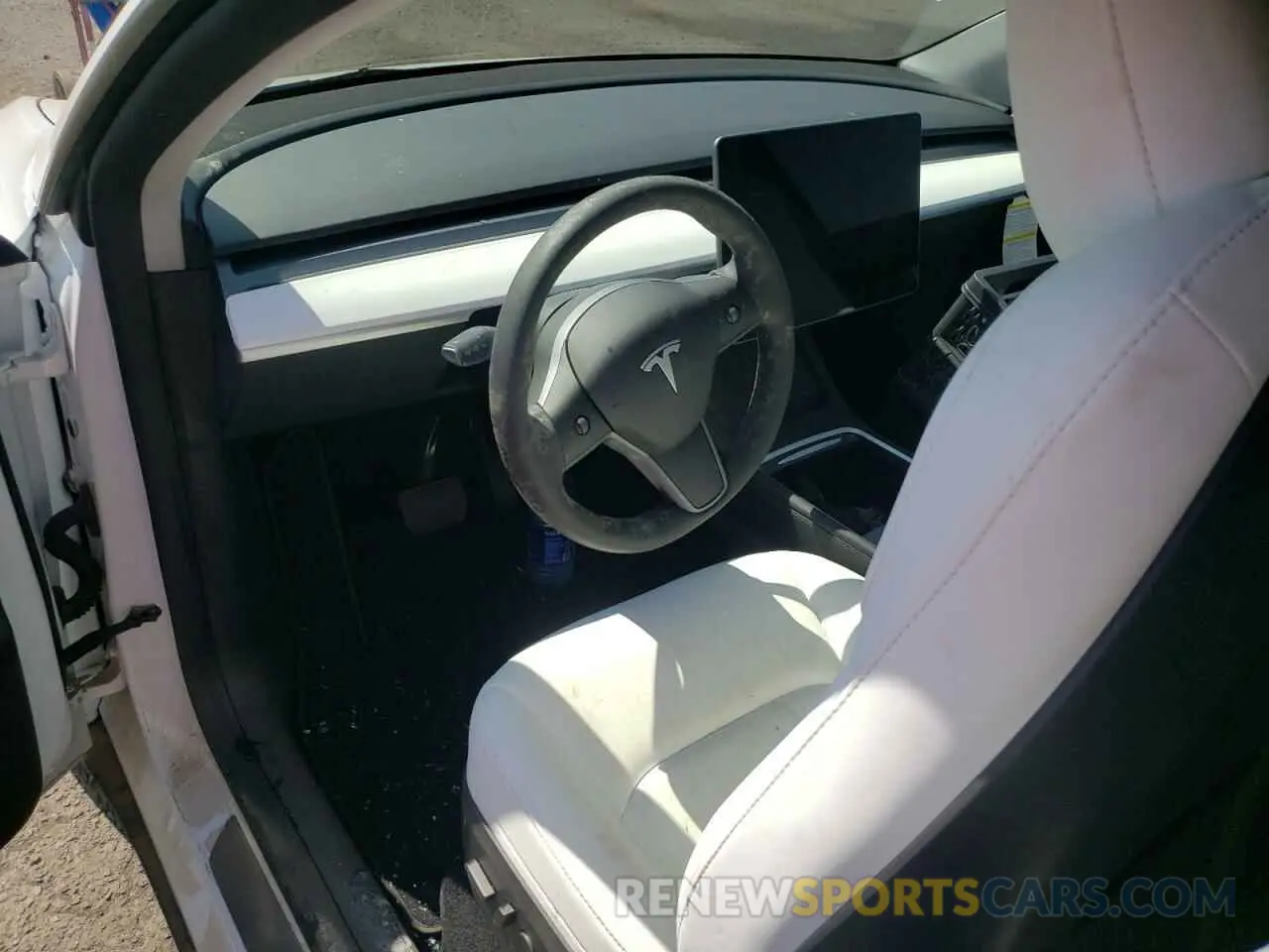 8 Photograph of a damaged car 7SAYGDEE2PF757572 TESLA MODEL Y 2023