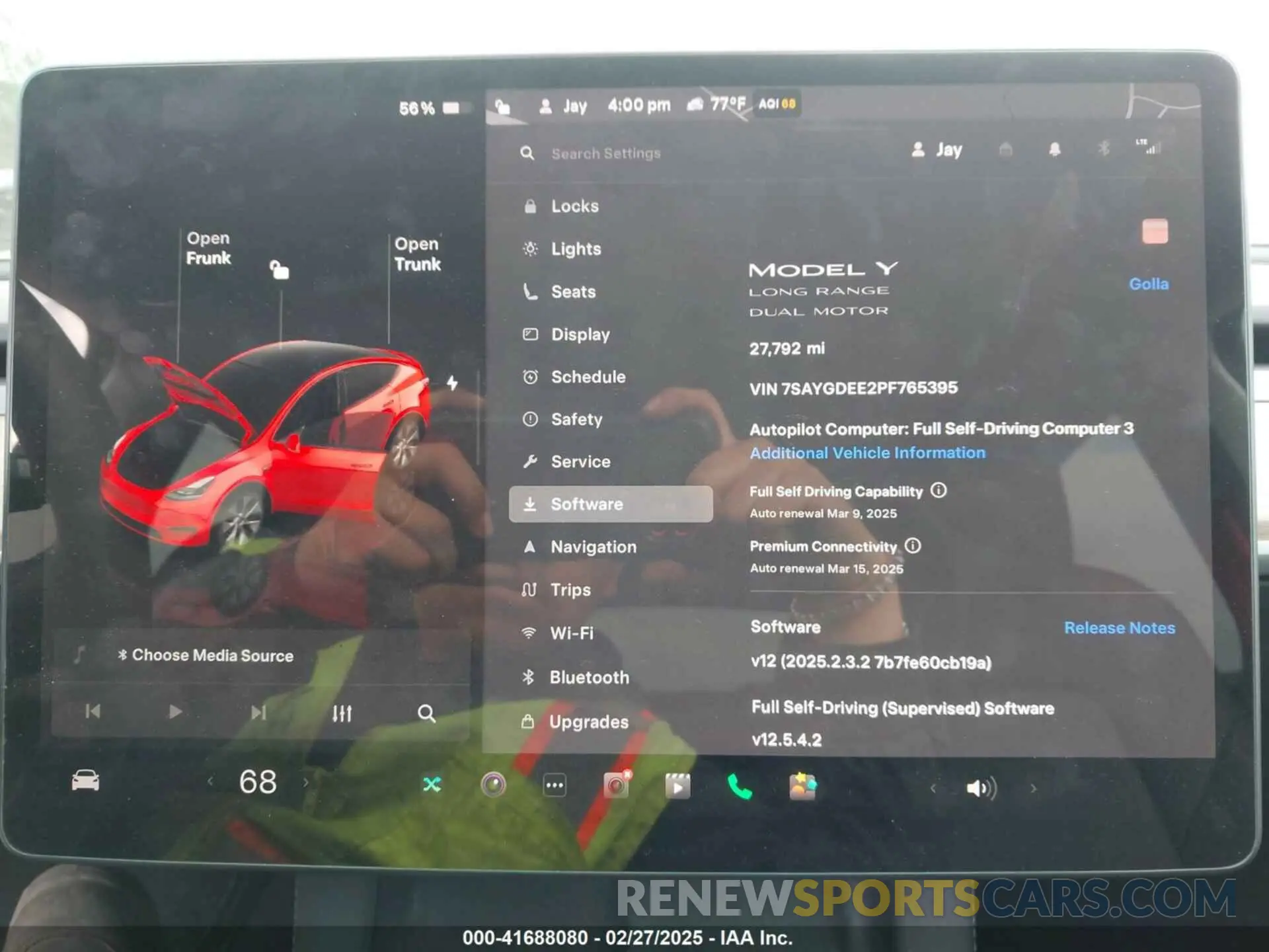 18 Photograph of a damaged car 7SAYGDEE2PF765395 TESLA MODEL Y 2023