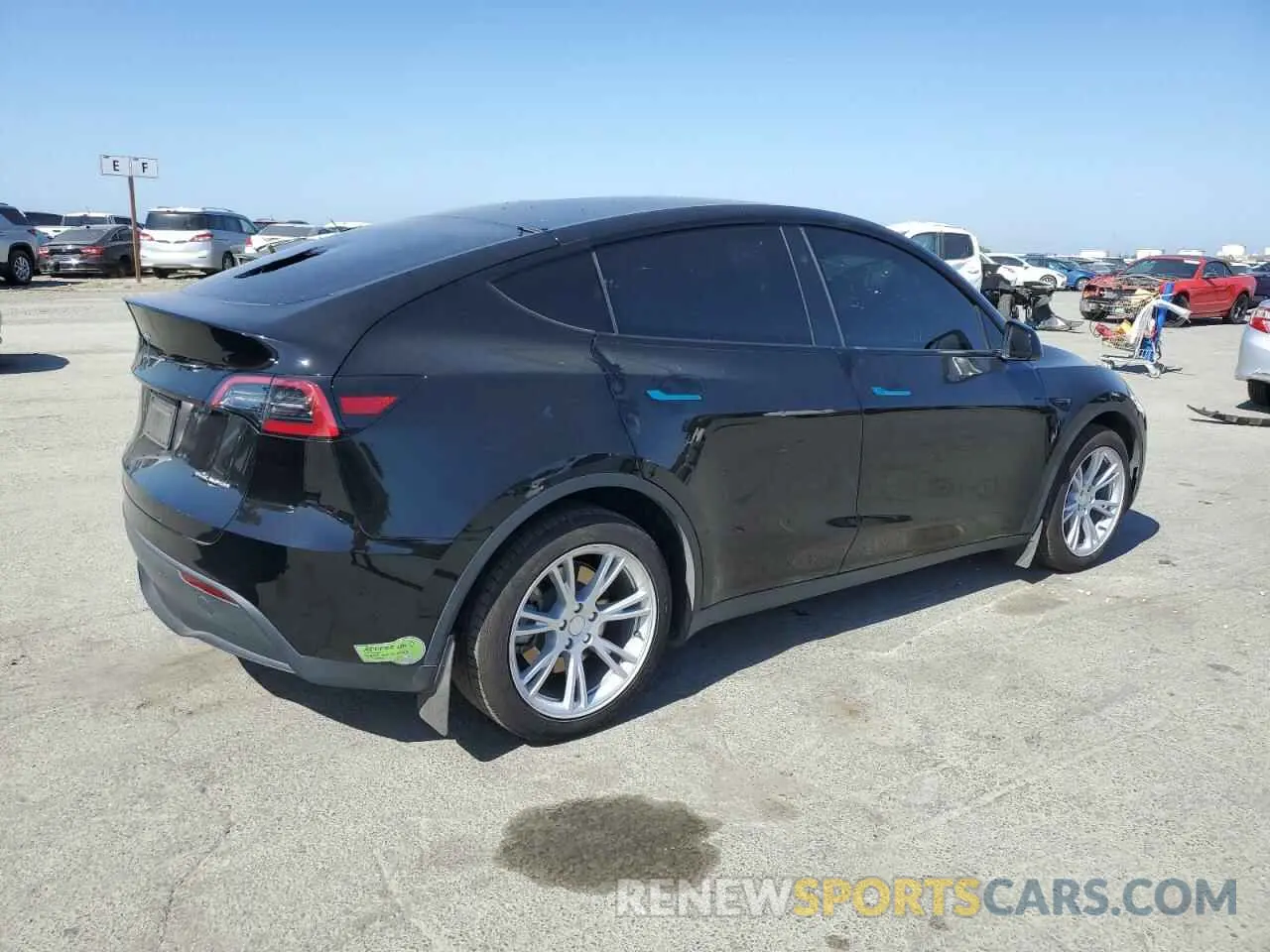 3 Photograph of a damaged car 7SAYGDEE2PF792886 TESLA MODEL Y 2023