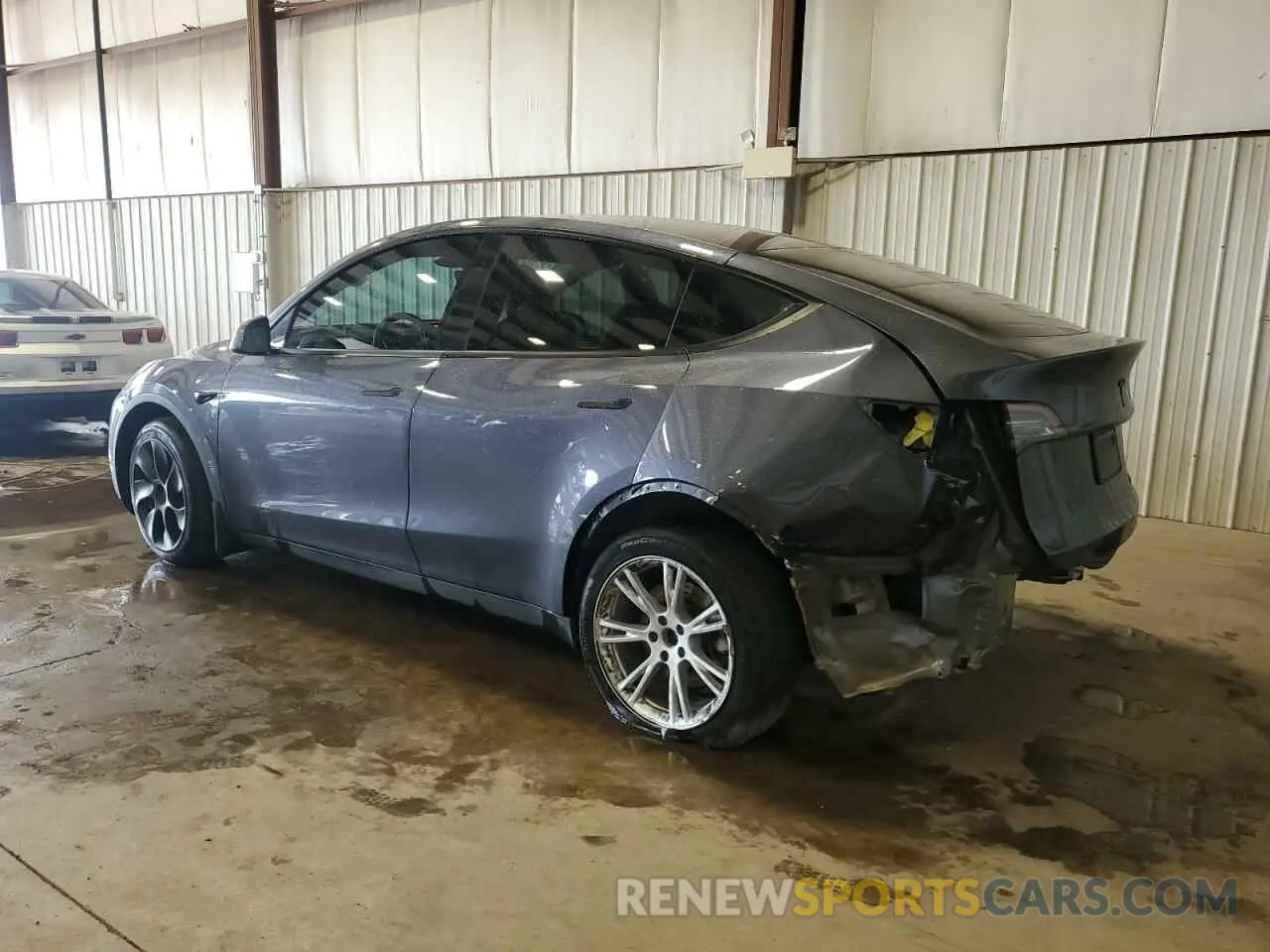 2 Photograph of a damaged car 7SAYGDEE2PF798462 TESLA MODEL Y 2023