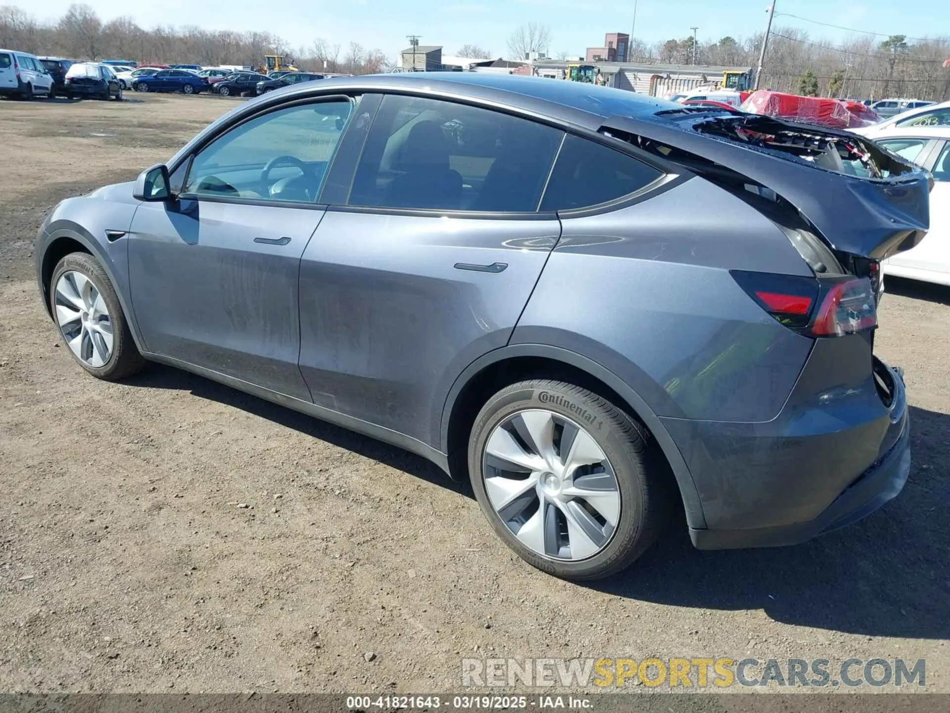 3 Photograph of a damaged car 7SAYGDEE2PF854917 TESLA MODEL Y 2023