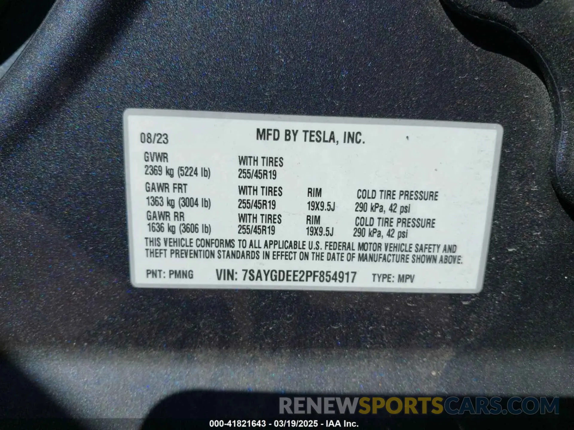 9 Photograph of a damaged car 7SAYGDEE2PF854917 TESLA MODEL Y 2023