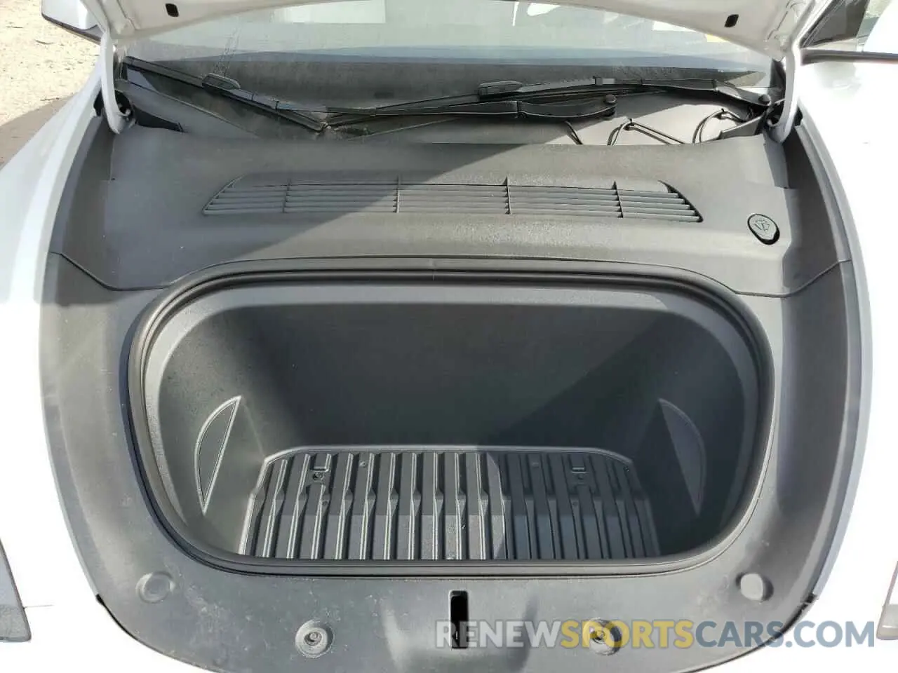 11 Photograph of a damaged car 7SAYGDEE2PF857090 TESLA MODEL Y 2023