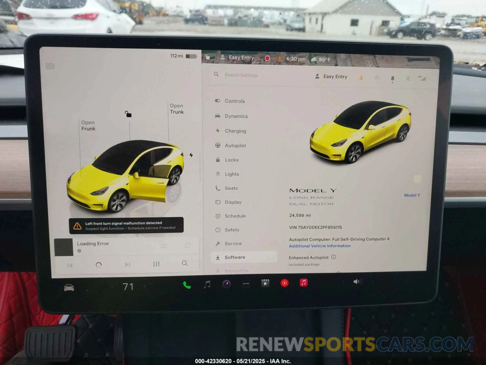 18 Photograph of a damaged car 7SAYGDEE2PF859115 TESLA MODEL Y 2023