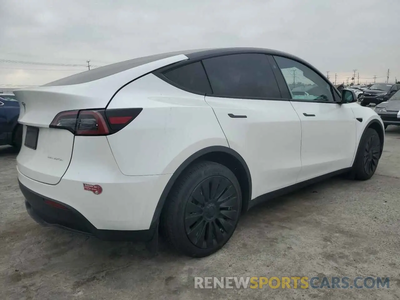 3 Photograph of a damaged car 7SAYGDEE2PF860135 TESLA MODEL Y 2023