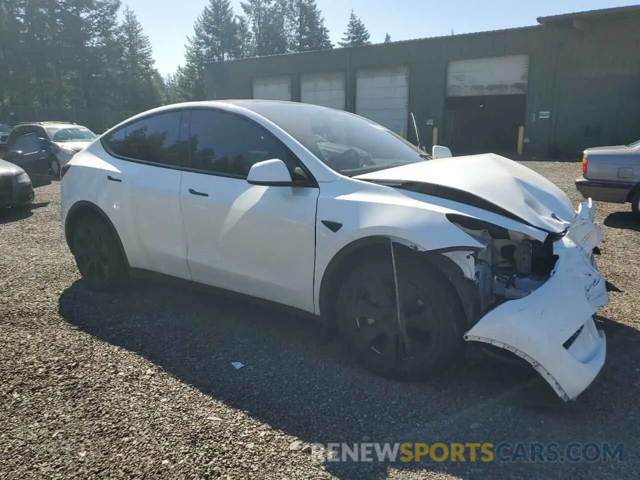 4 Photograph of a damaged car 7SAYGDEE2PF878117 TESLA MODEL Y 2023