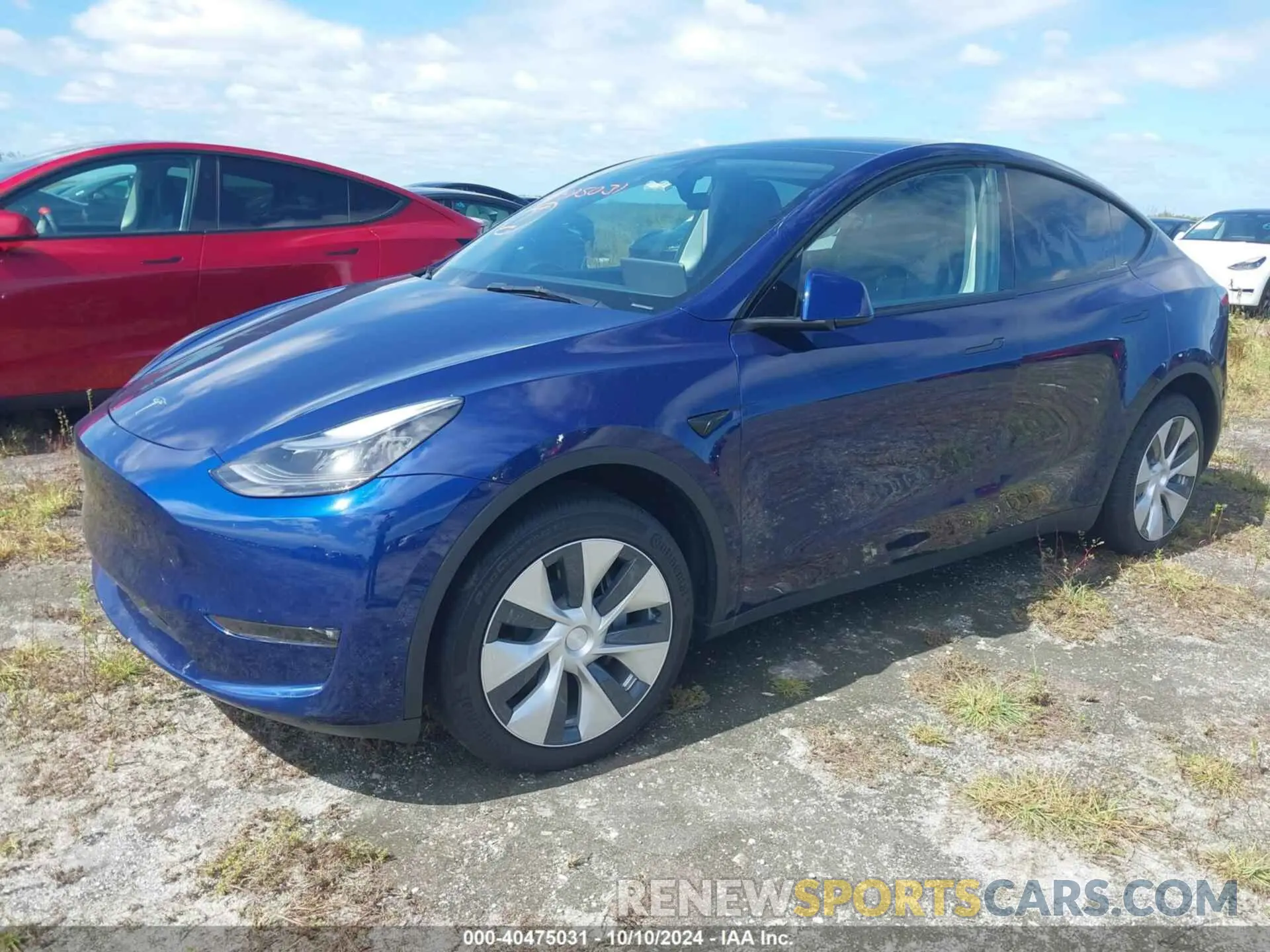 2 Photograph of a damaged car 7SAYGDEE2PF883334 TESLA MODEL Y 2023