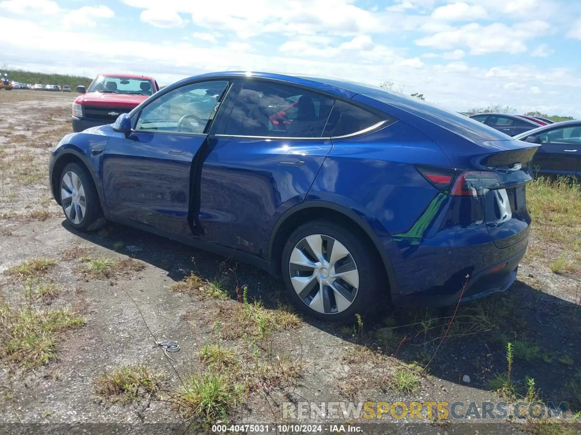 3 Photograph of a damaged car 7SAYGDEE2PF883334 TESLA MODEL Y 2023