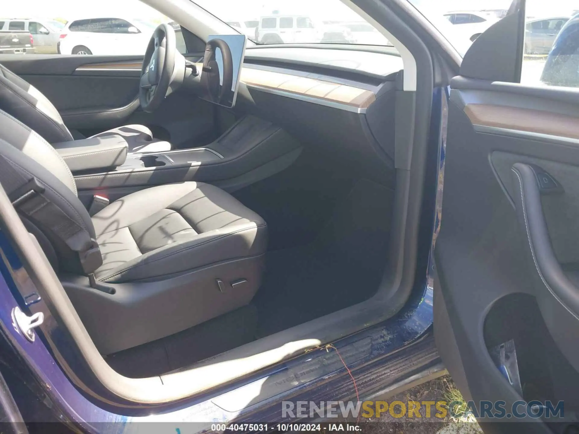 5 Photograph of a damaged car 7SAYGDEE2PF883334 TESLA MODEL Y 2023