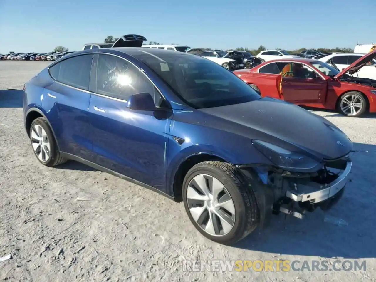 4 Photograph of a damaged car 7SAYGDEE2PF888520 TESLA MODEL Y 2023