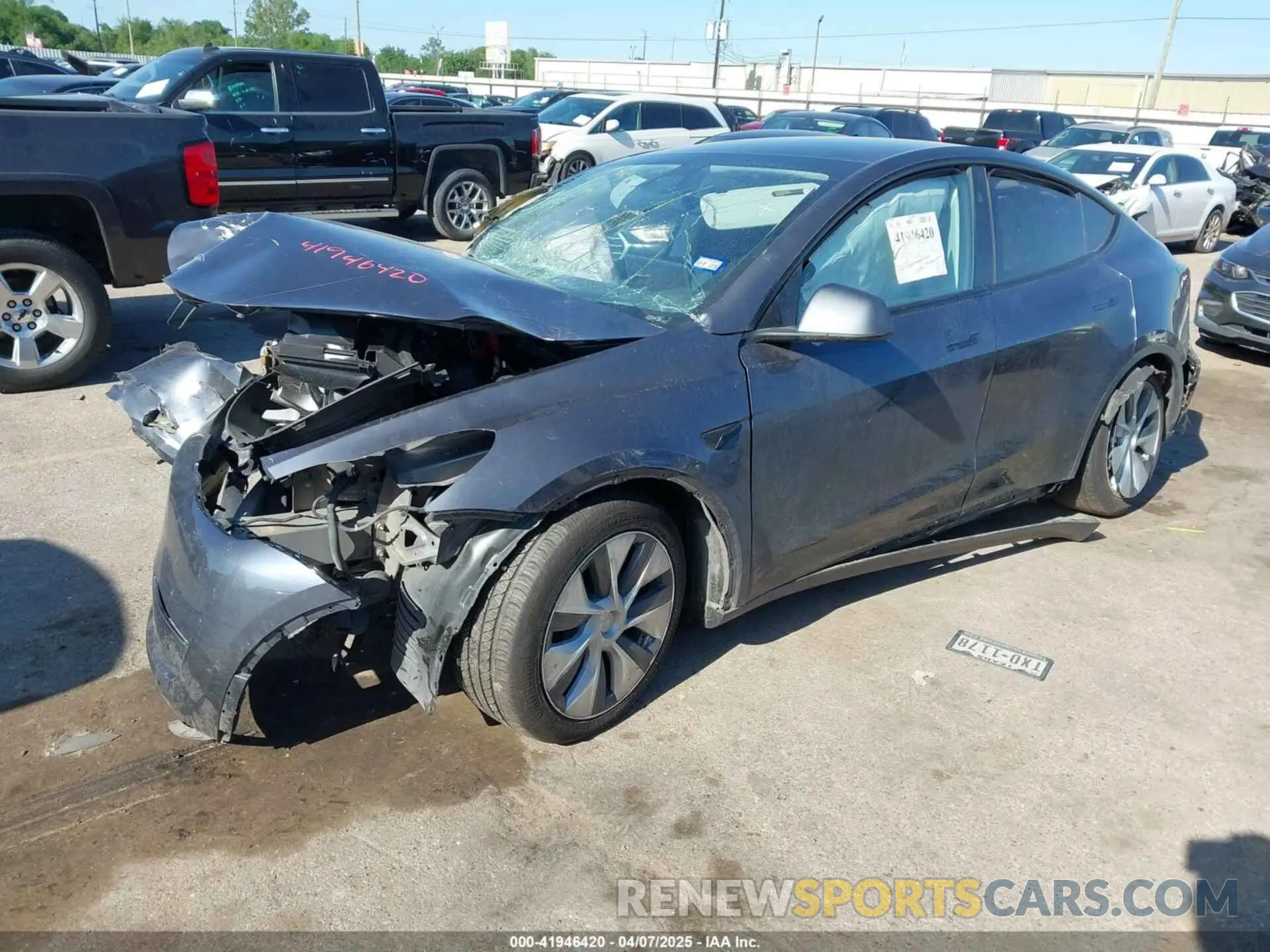 2 Photograph of a damaged car 7SAYGDEE2PF889117 TESLA MODEL Y 2023