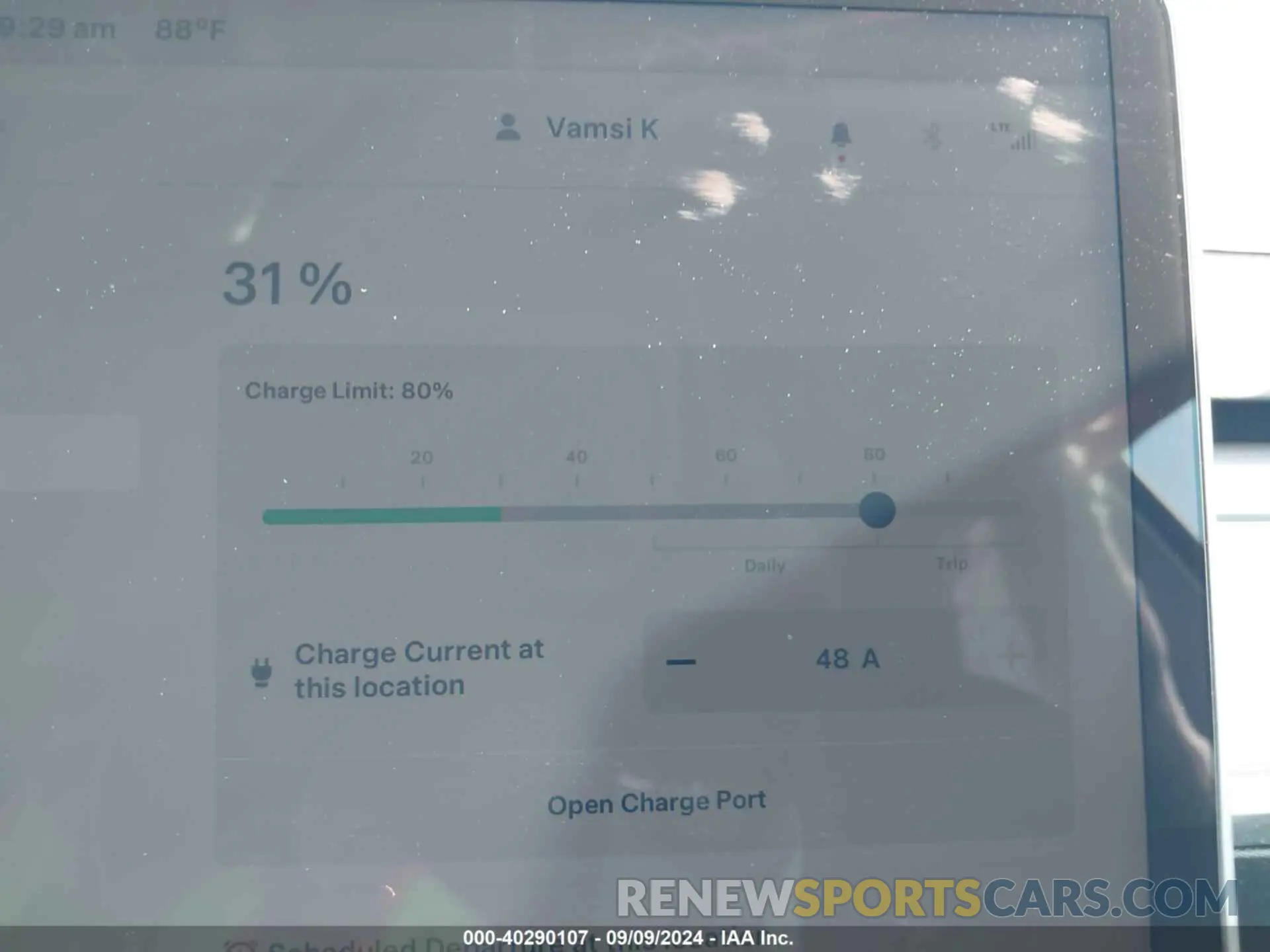 18 Photograph of a damaged car 7SAYGDEE2PF901850 TESLA MODEL Y 2023