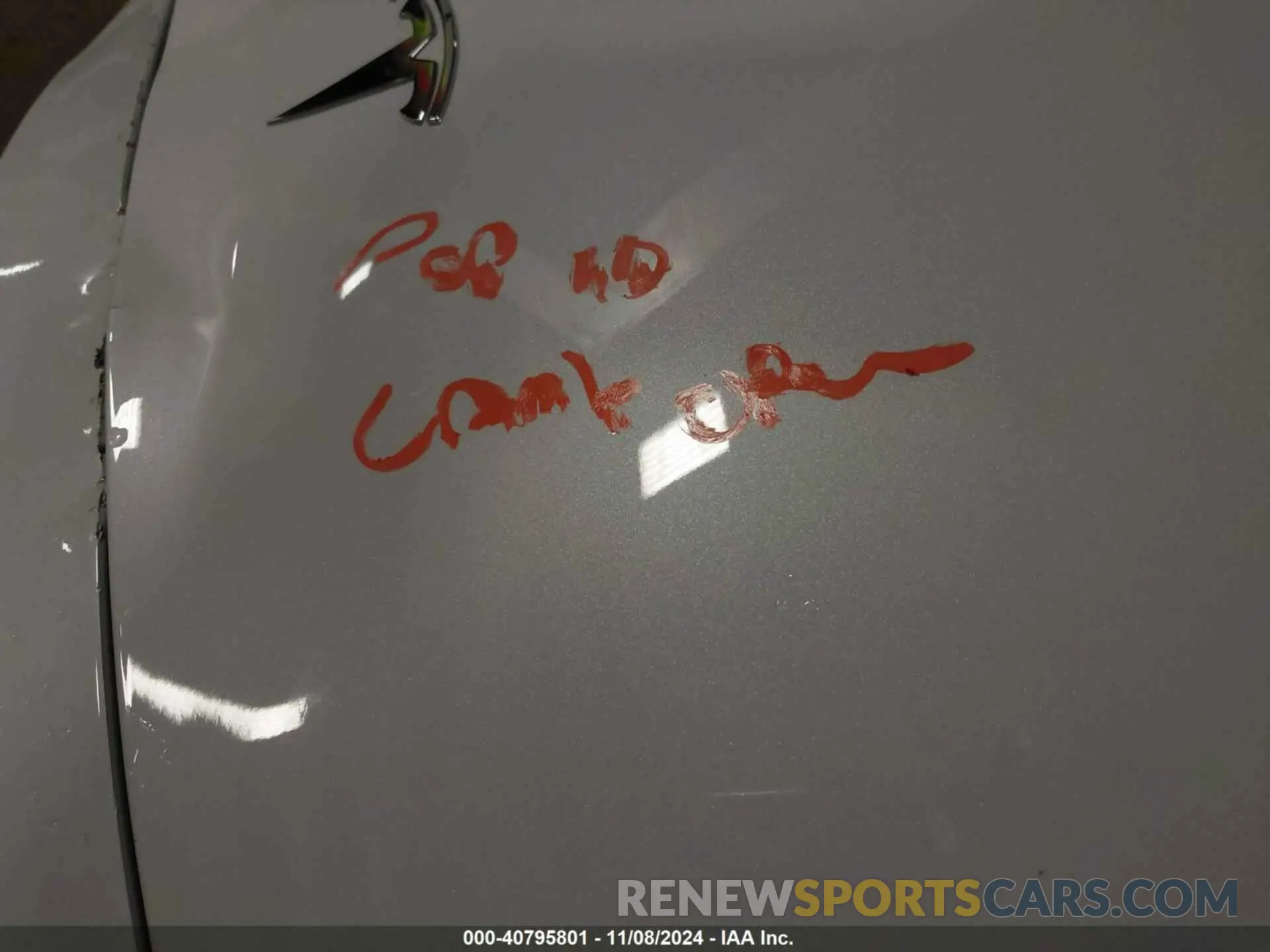 10 Photograph of a damaged car 7SAYGDEE2PF908183 TESLA MODEL Y 2023