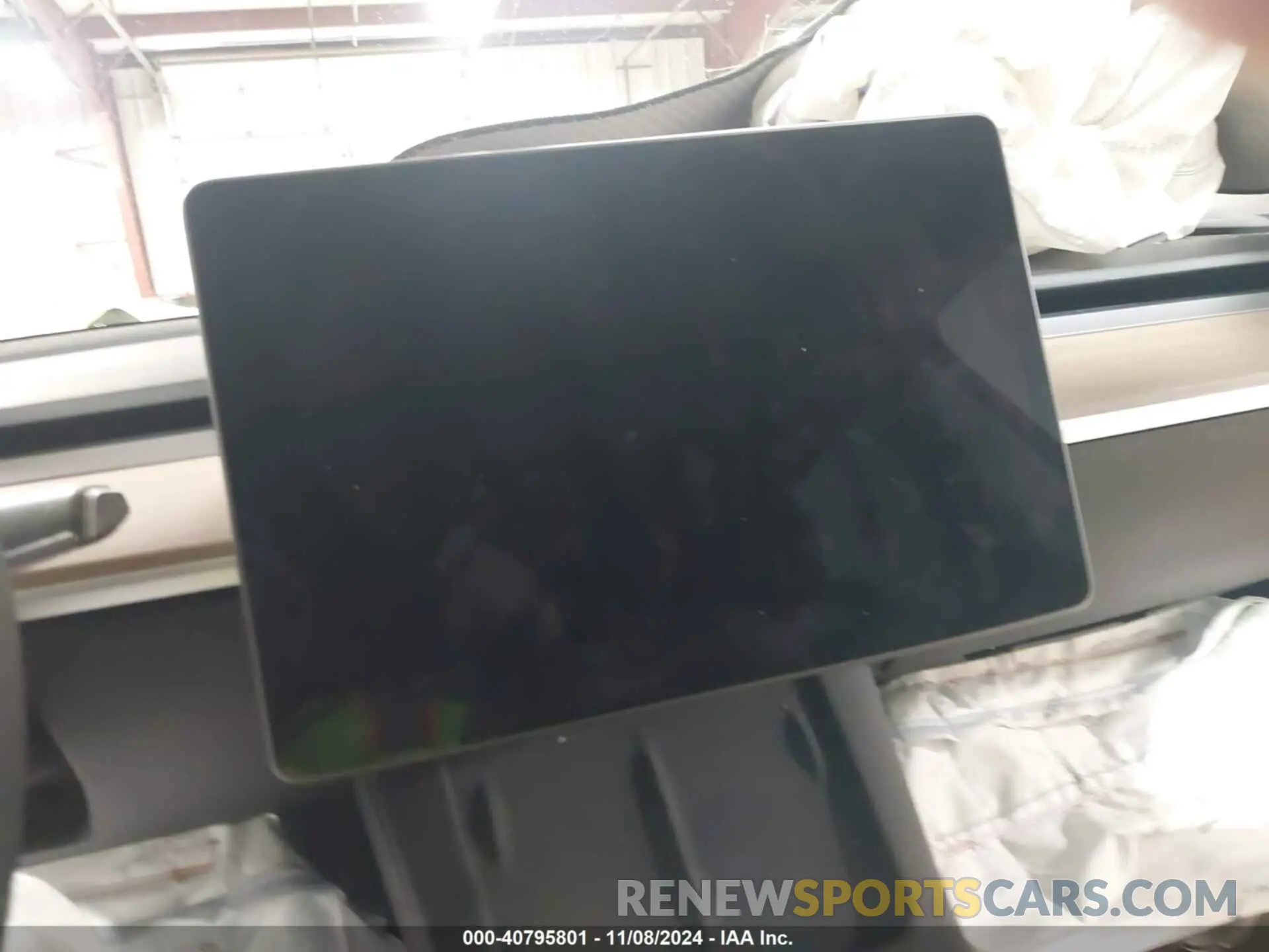 16 Photograph of a damaged car 7SAYGDEE2PF908183 TESLA MODEL Y 2023