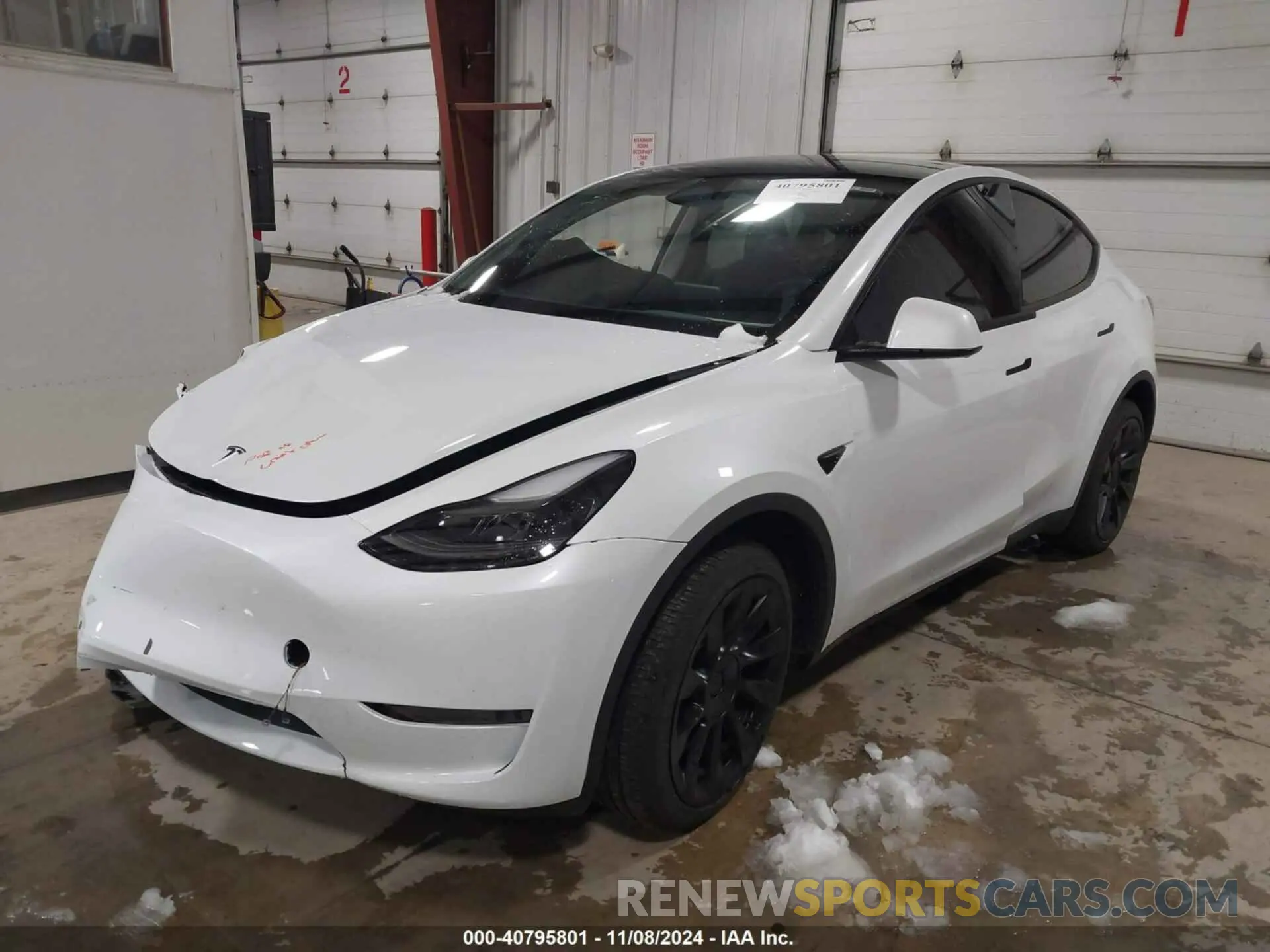 2 Photograph of a damaged car 7SAYGDEE2PF908183 TESLA MODEL Y 2023
