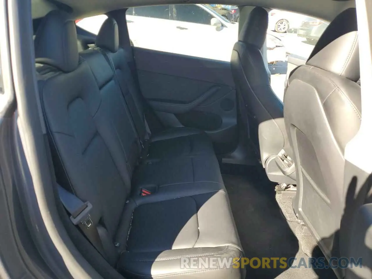 11 Photograph of a damaged car 7SAYGDEE2PF914369 TESLA MODEL Y 2023