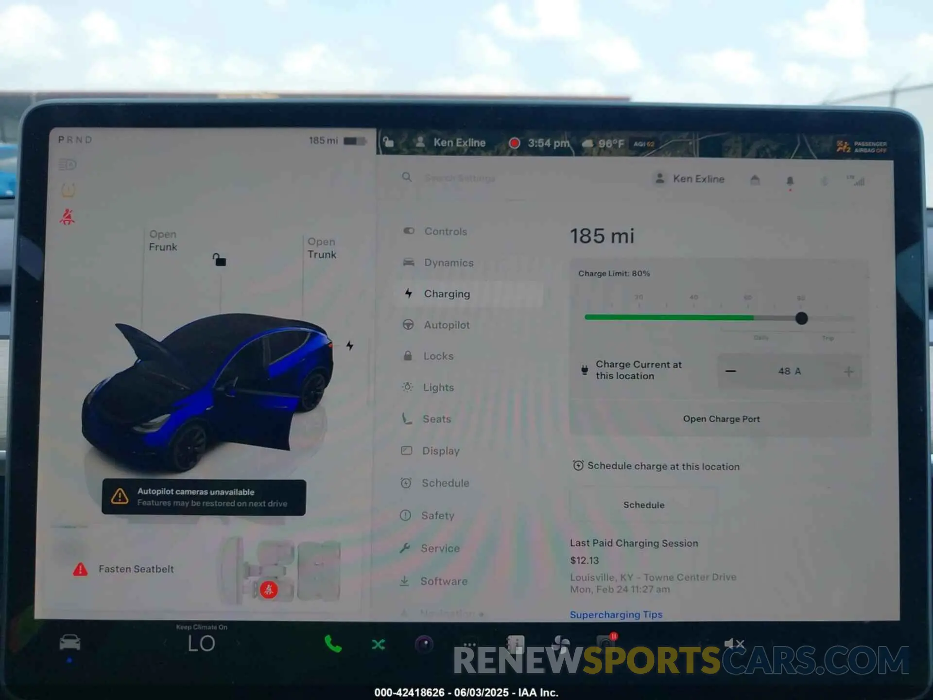 18 Photograph of a damaged car 7SAYGDEE3PA029417 TESLA MODEL Y 2023