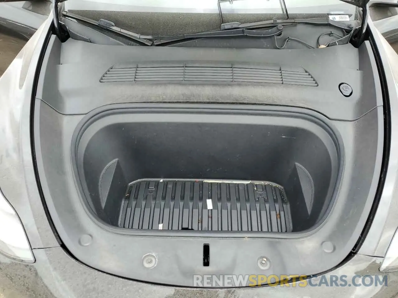 11 Photograph of a damaged car 7SAYGDEE3PA034200 TESLA MODEL Y 2023