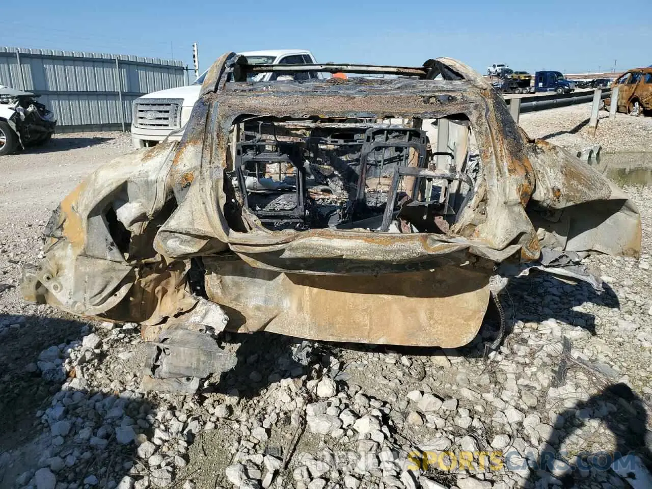 6 Photograph of a damaged car 7SAYGDEE3PA035217 TESLA MODEL Y 2023