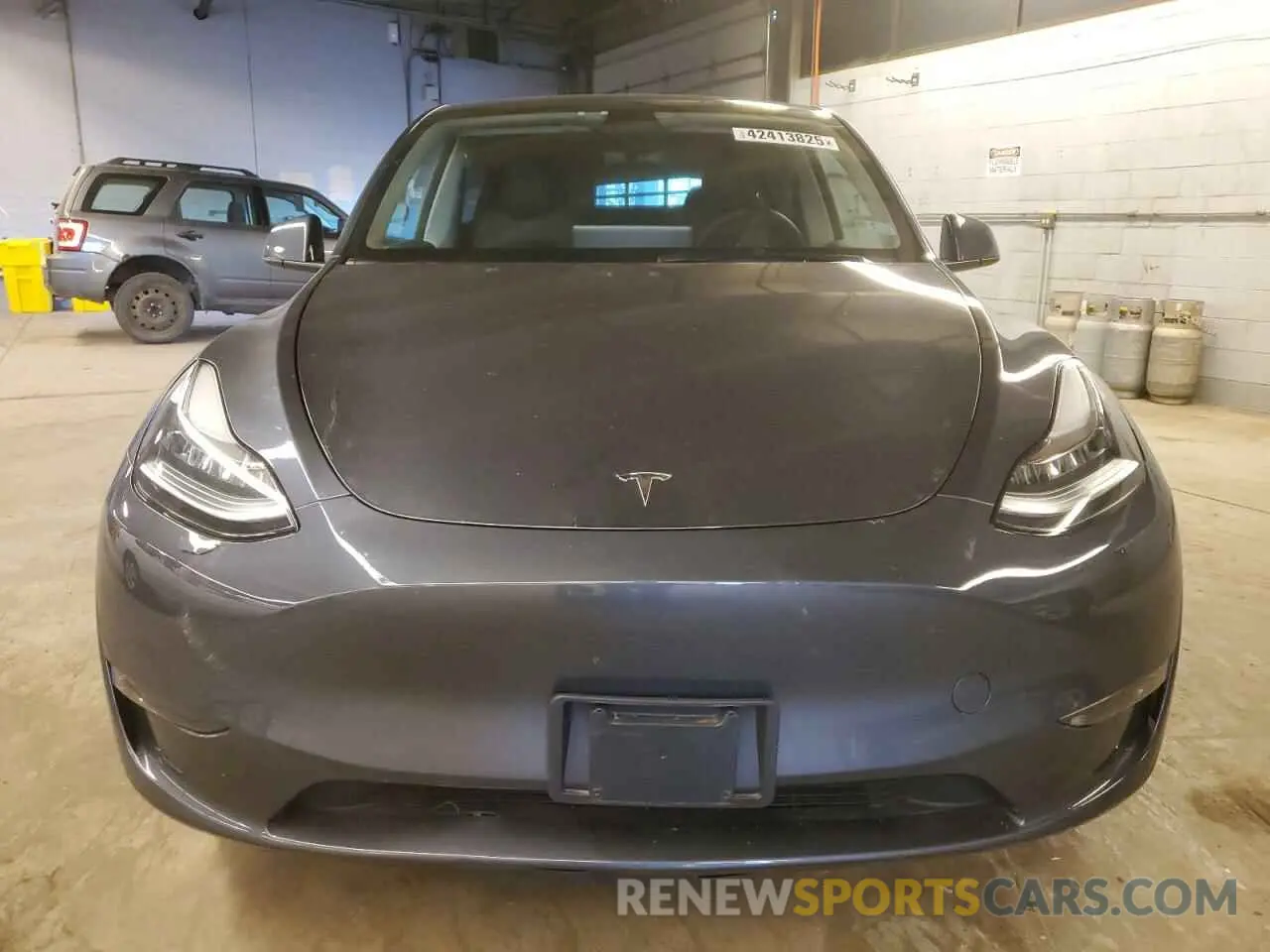 5 Photograph of a damaged car 7SAYGDEE3PA057413 TESLA MODEL Y 2023