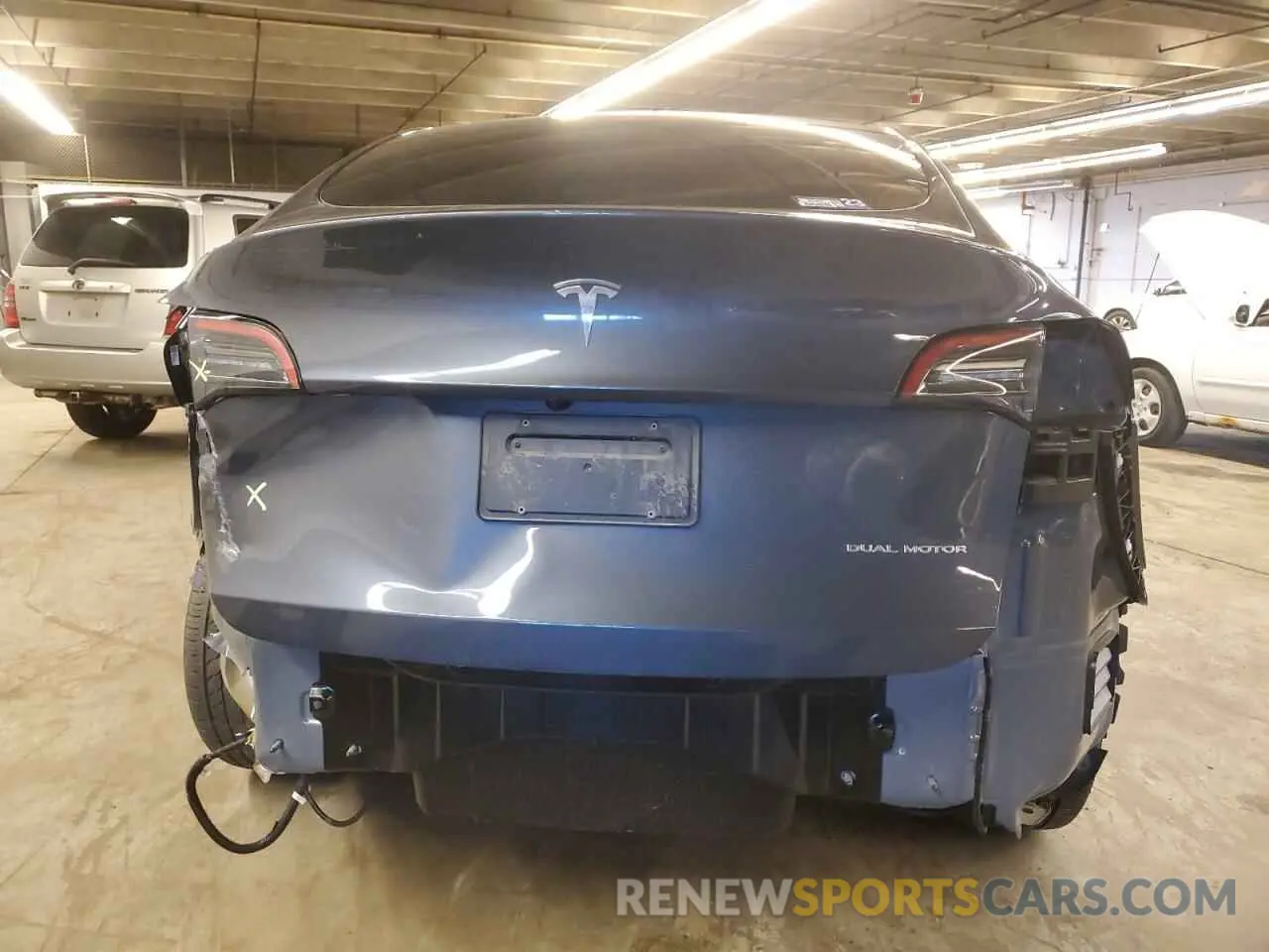6 Photograph of a damaged car 7SAYGDEE3PA057413 TESLA MODEL Y 2023