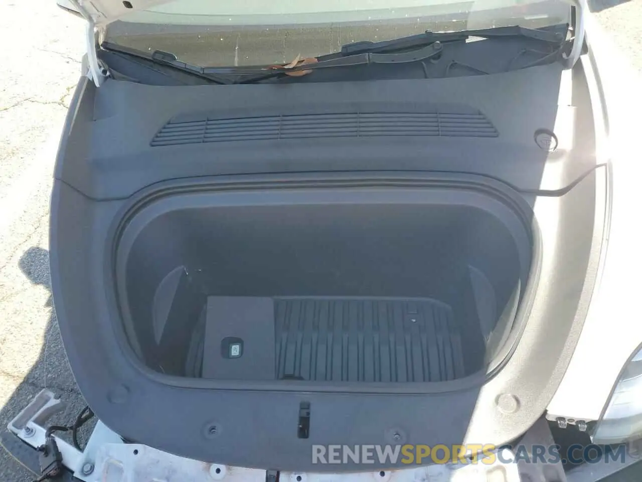 12 Photograph of a damaged car 7SAYGDEE3PA064507 TESLA MODEL Y 2023
