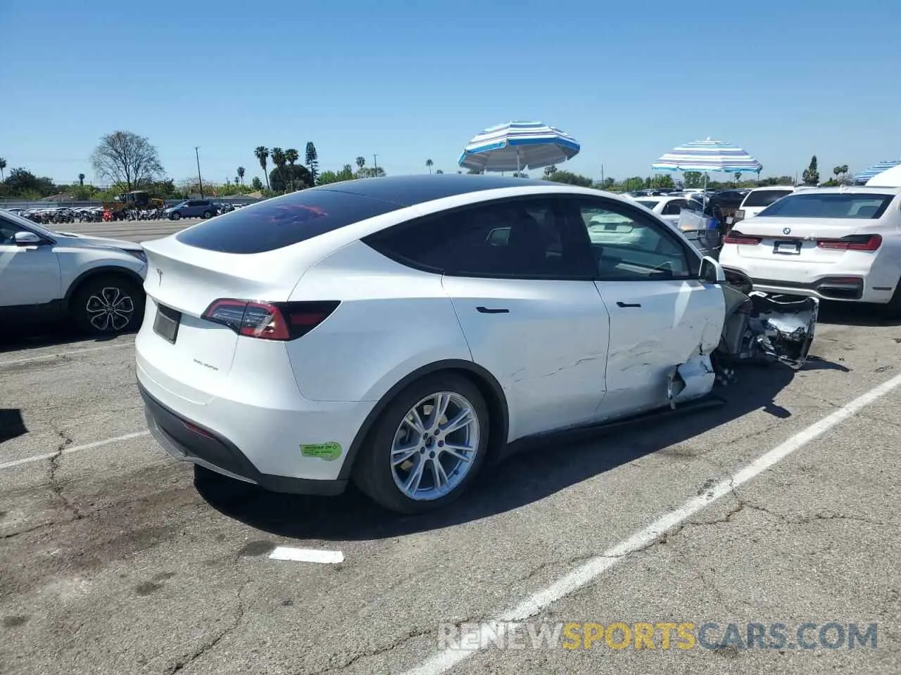 3 Photograph of a damaged car 7SAYGDEE3PA064507 TESLA MODEL Y 2023