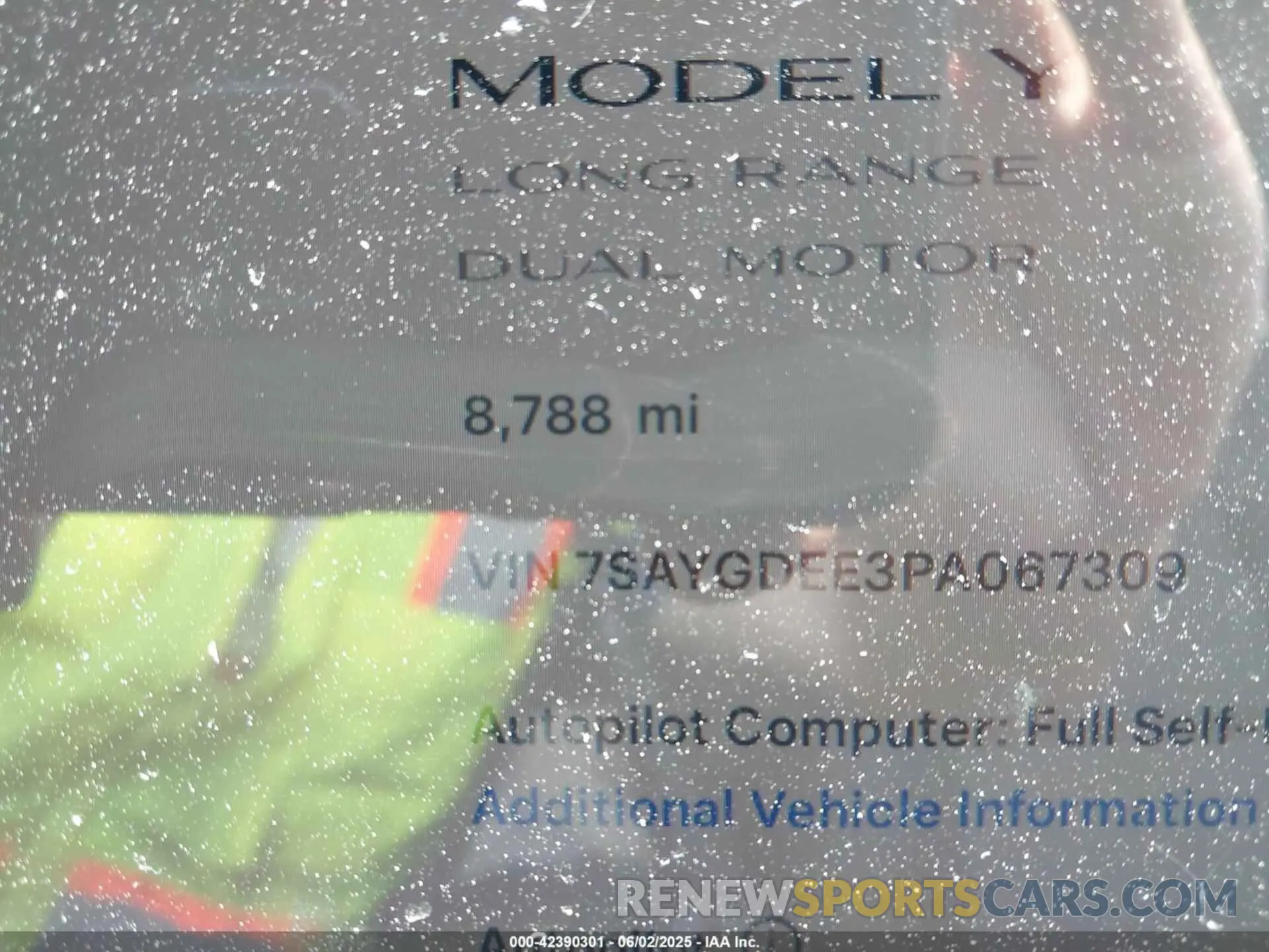 15 Photograph of a damaged car 7SAYGDEE3PA067309 TESLA MODEL Y 2023